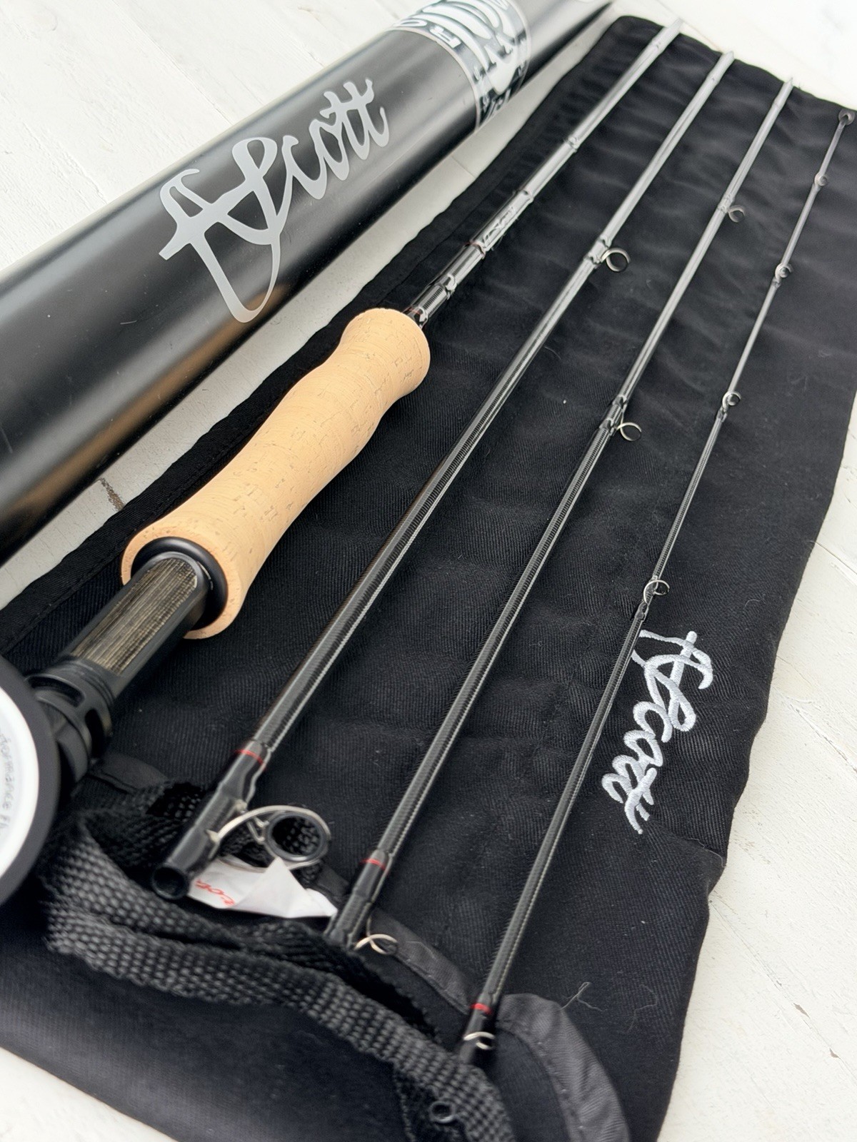 **BEAUTIFUL** 🔥 SCOTT CENTRIC 4wt 10’ft~4pc Fly Rod!! 🔥~LEGENDARY~ 🔥