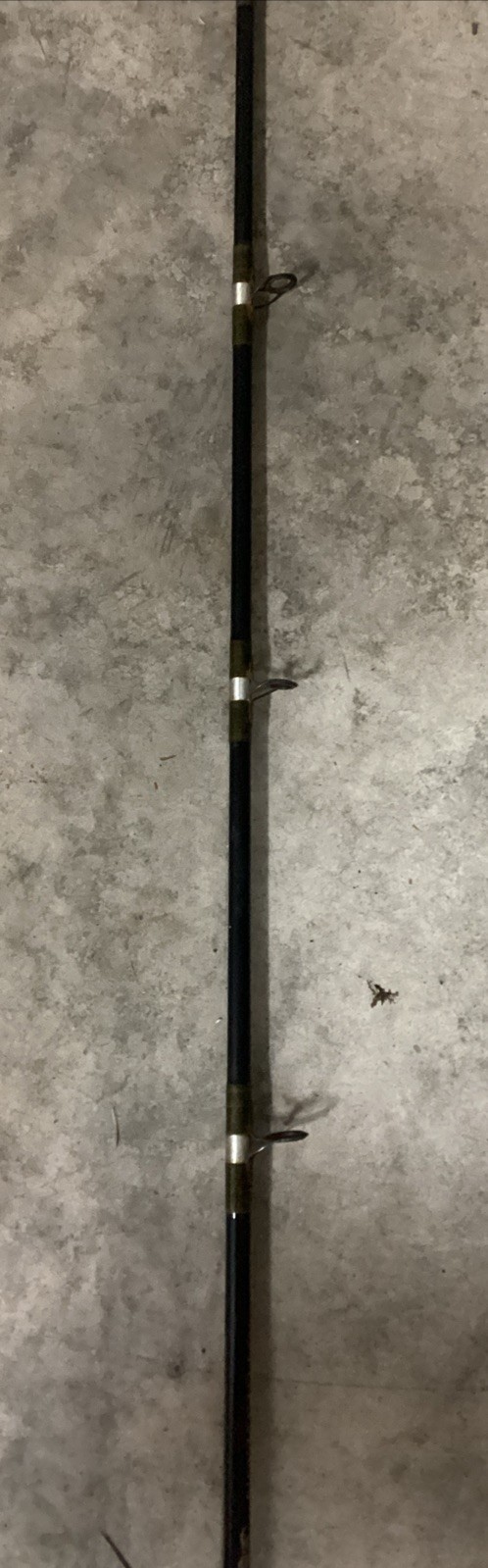 Scarce Okuma graphite Sturgeon 7′ Fishing rod weight 15-30lb