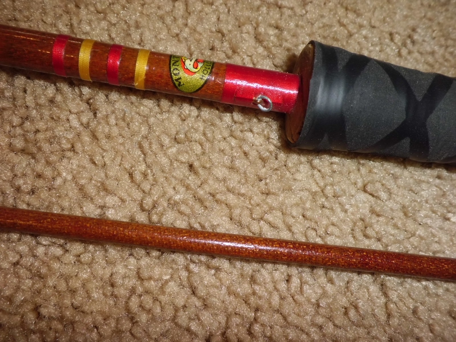 Vintage MONTAGUE Holloglass Spinning 7 Rod made in USA