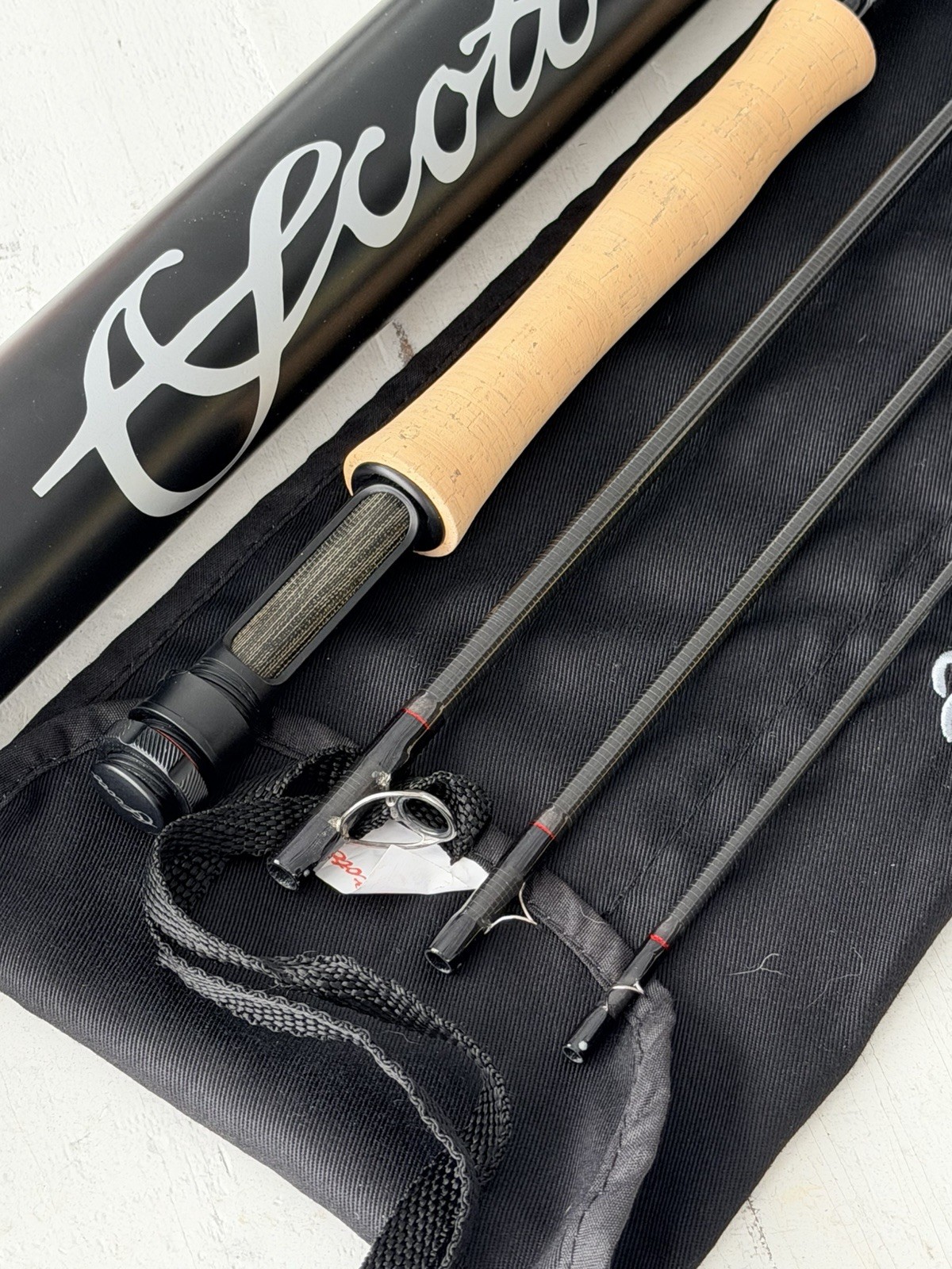**BEAUTIFUL** 🔥 SCOTT CENTRIC 4wt 10’ft~4pc Fly Rod!! 🔥~LEGENDARY~ 🔥