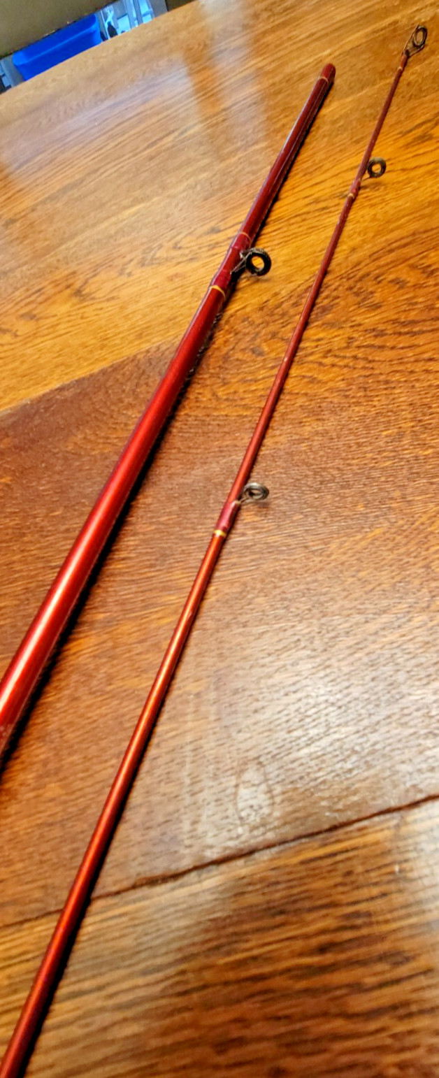 Shakespeare Spectrum SC20 56-2M Casting Fishing Rod 5’6″ Red 2-Piece Medium
