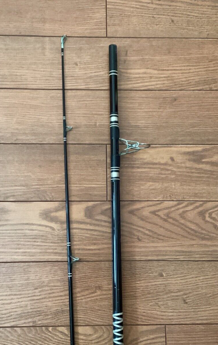 Vintage MASTER Black Series Fiberglass MODEL 5210 Spinning Rod 2 pcs. & 9 foot