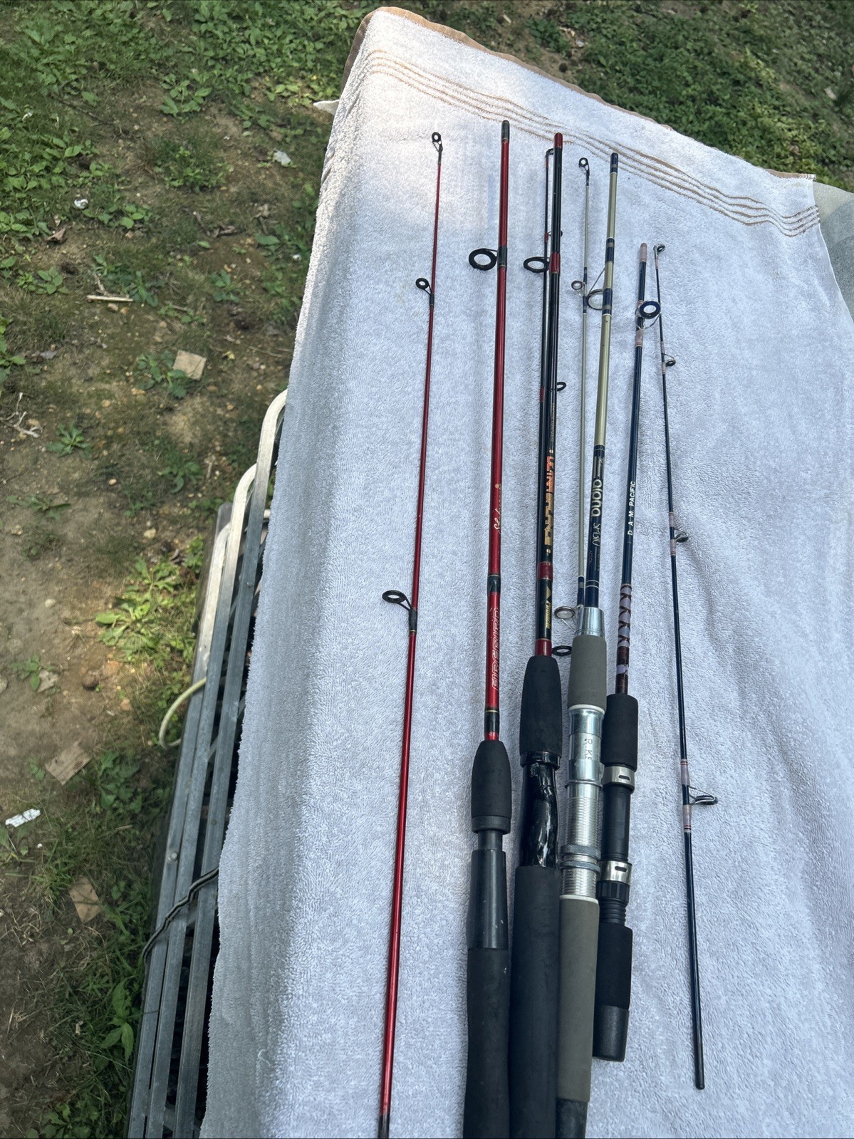 4-spinning Rods
