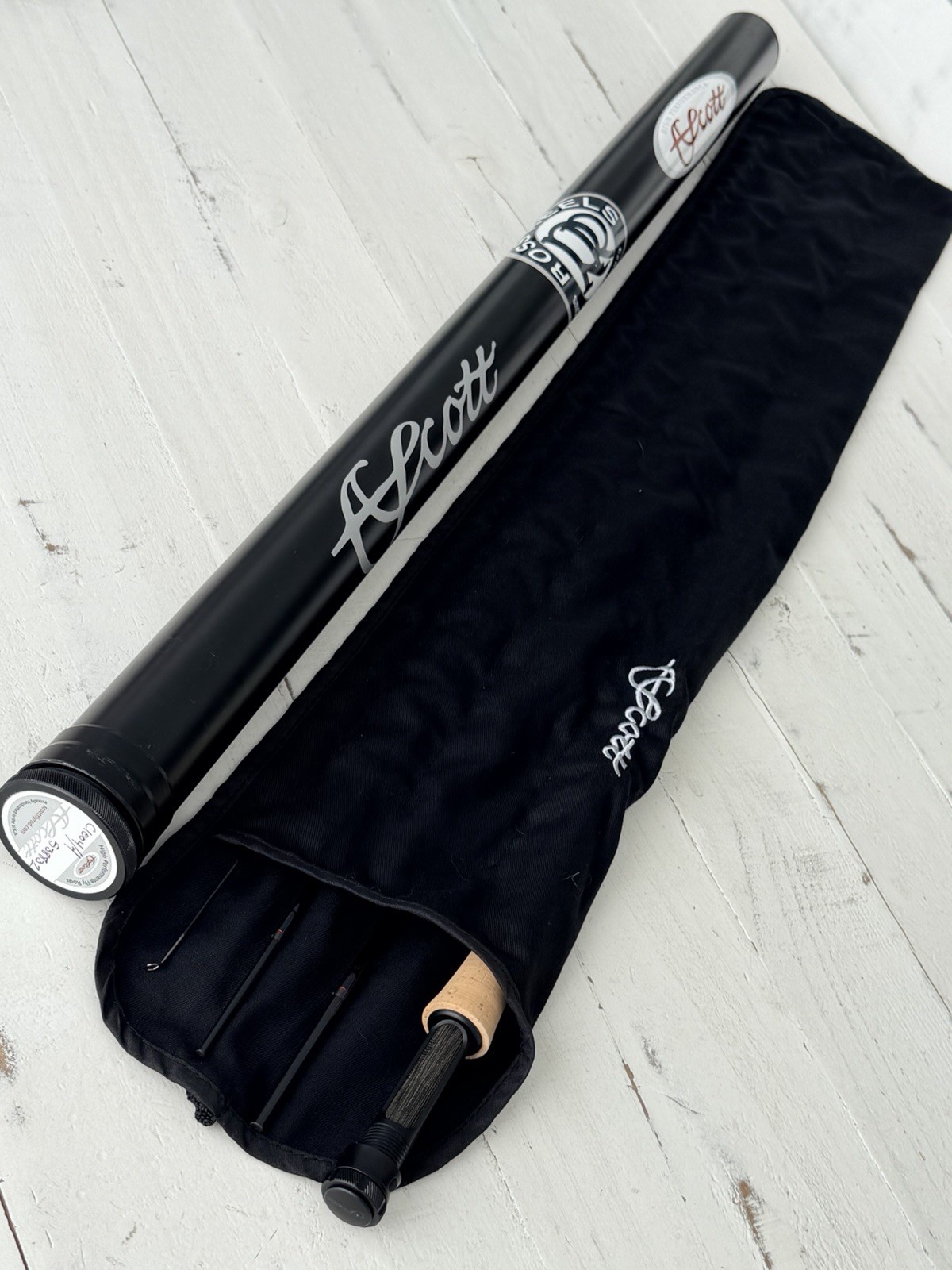 **BEAUTIFUL** 🔥 SCOTT CENTRIC 4wt 10’ft~4pc Fly Rod!! 🔥~LEGENDARY~ 🔥
