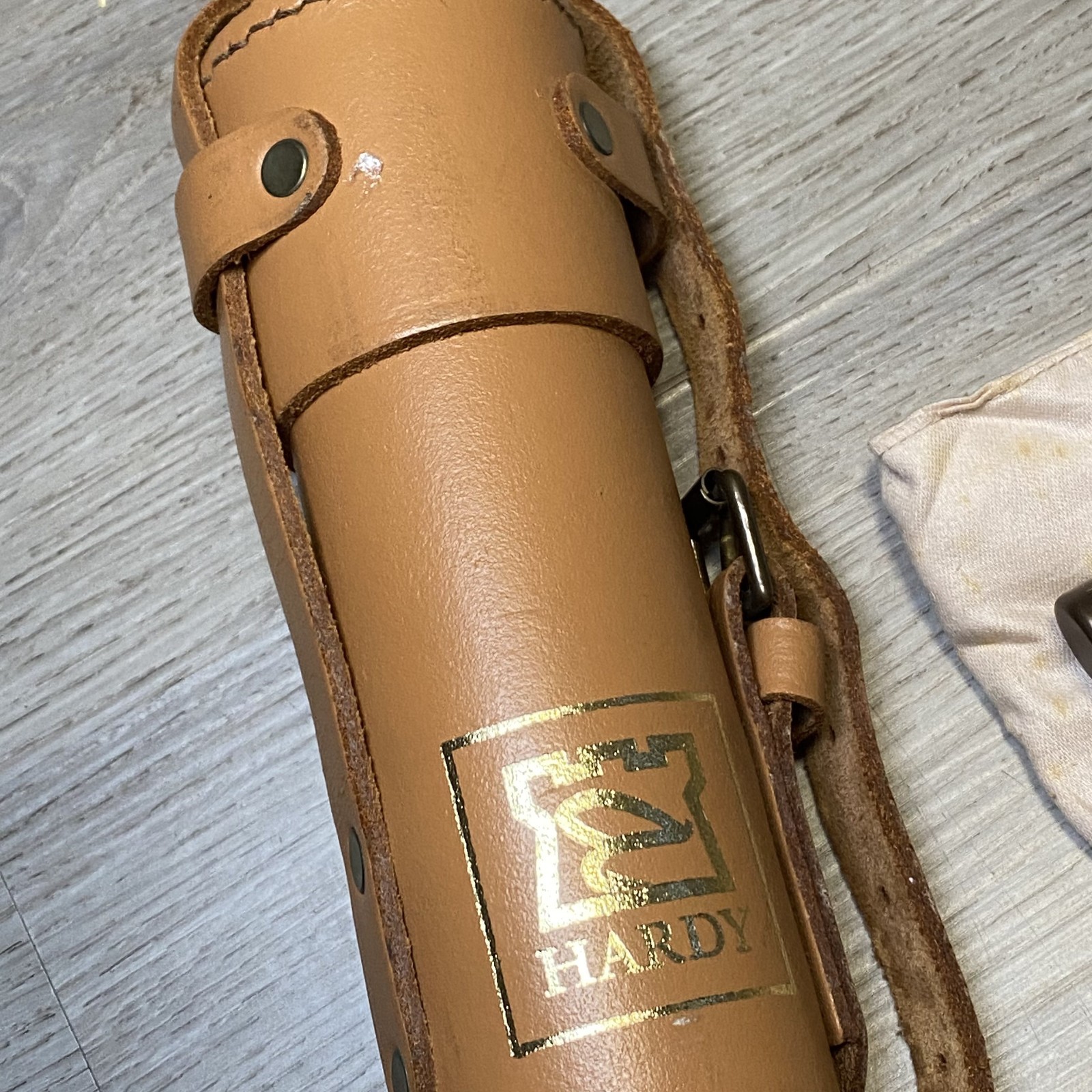 [Near Mint]Hardy Graphite Smuggler Deluxe #6 8’2″ Fly rod w/Sock Tube 7piece