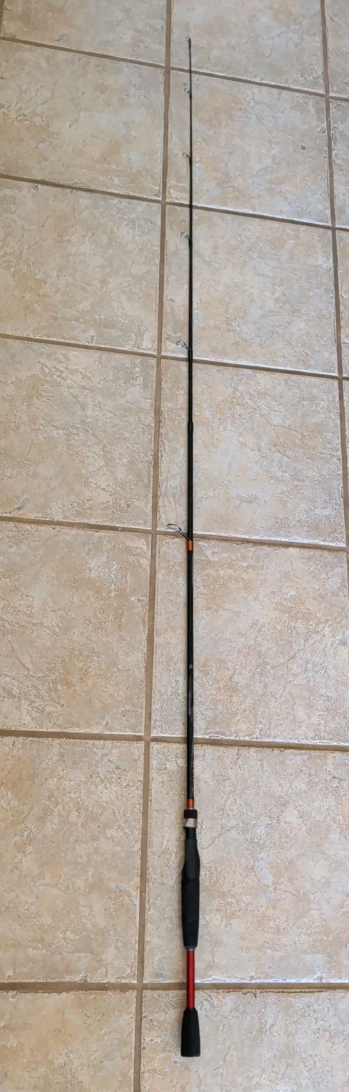 Quantum Bill Dance QX 24 IM6 Graphite Spinning Rod