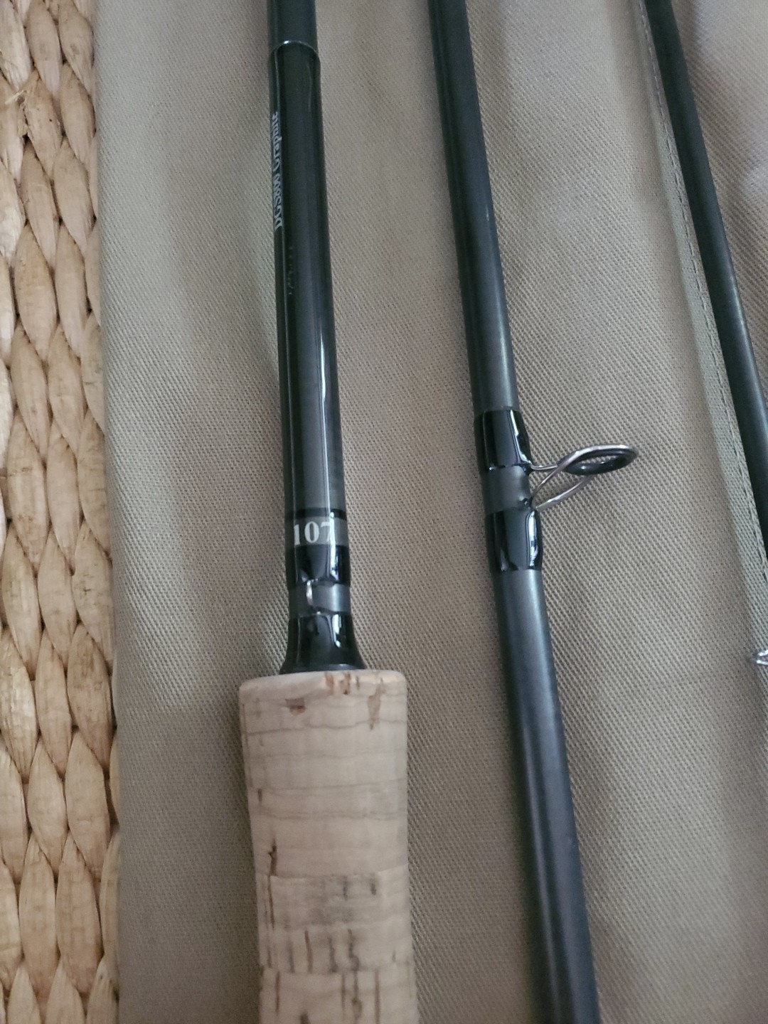 Near Mint Diamondback VSR 10′ 3pc 7wt Graphite fly rod W/tube & Sock