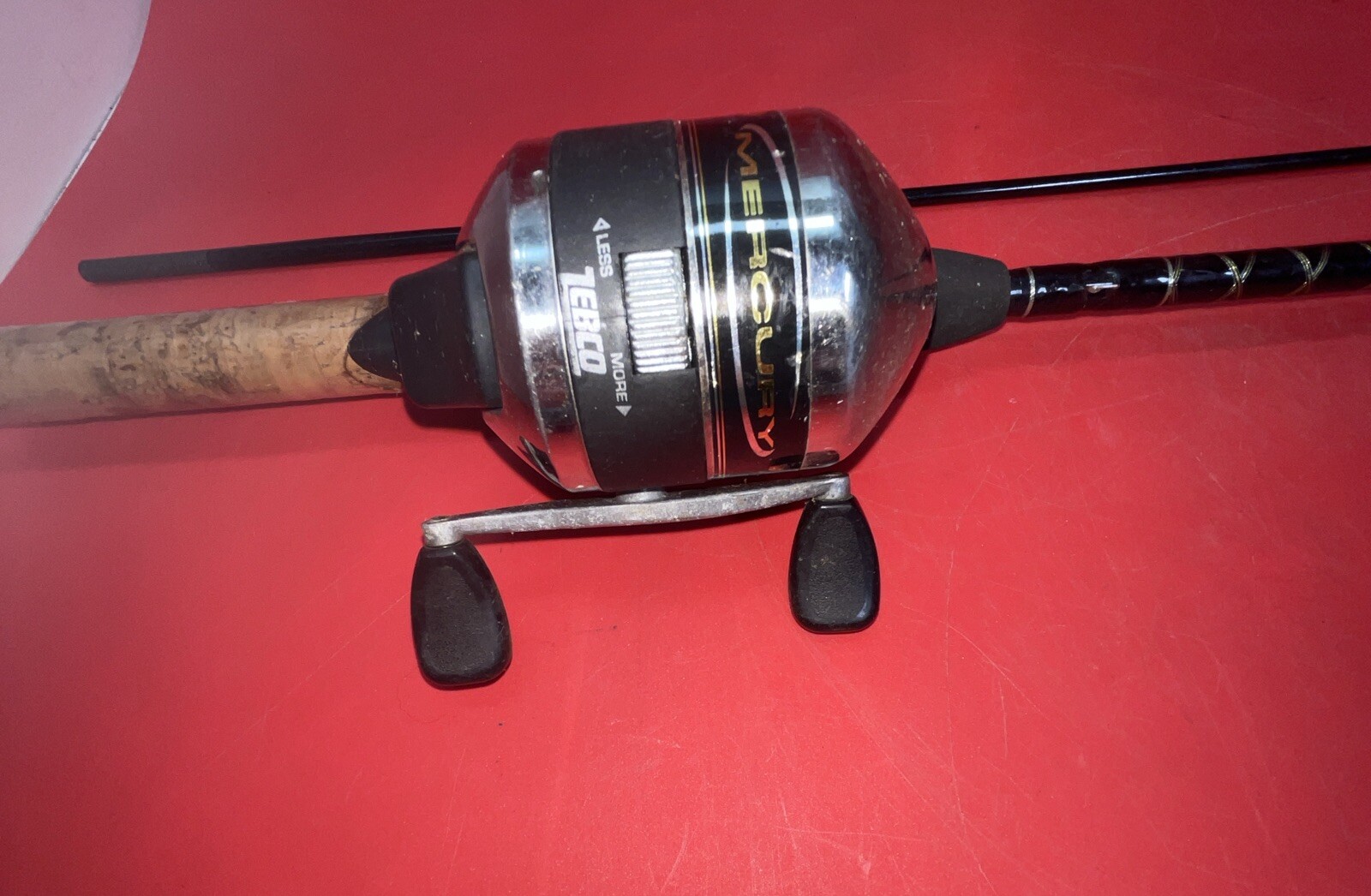 Zebco Mercury MERC562M 5’6″ 2-Piece Casting Fishing Rod & Fshing Reel