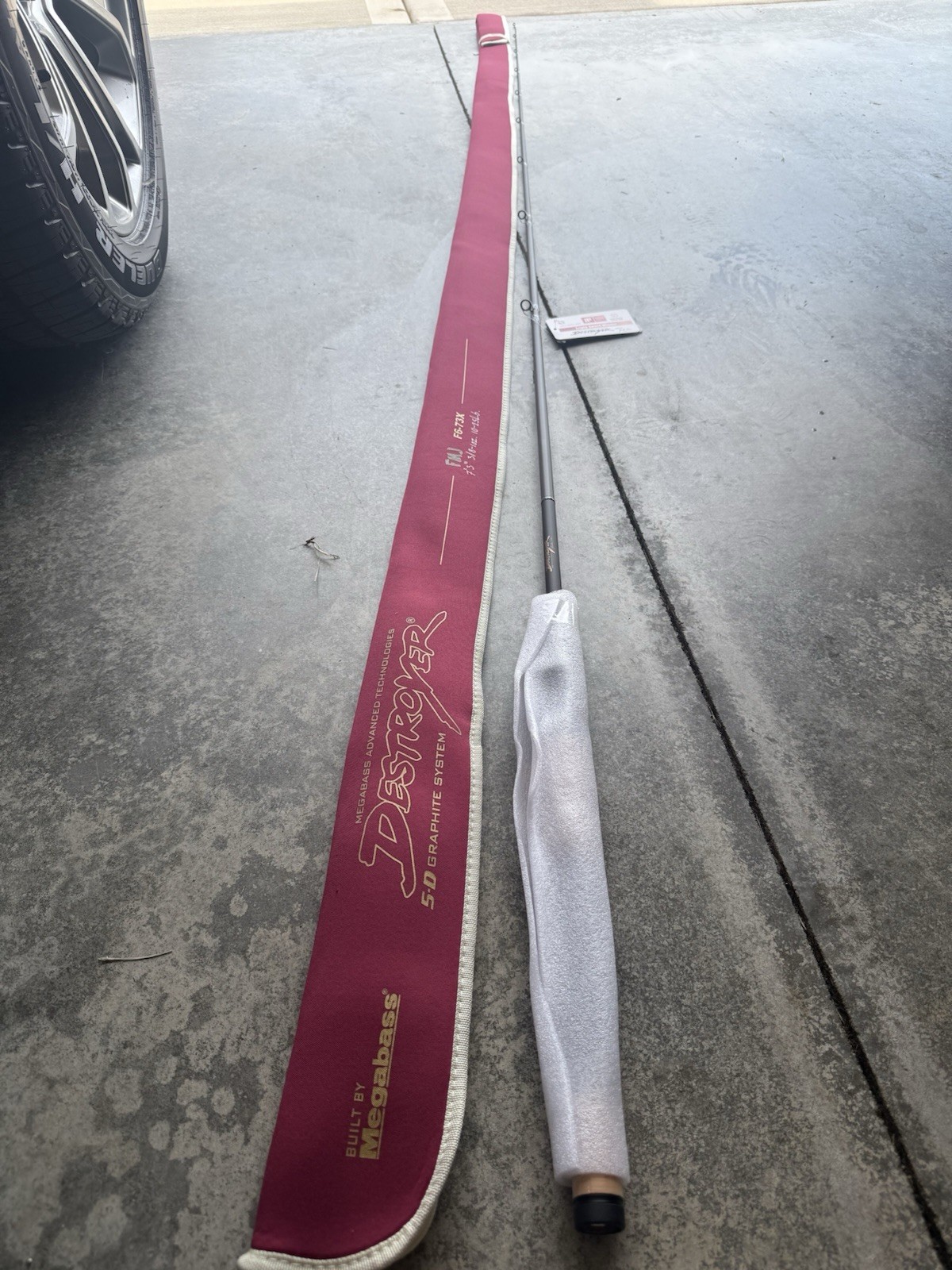 New With Tags Megabass P5 Destroyer FMJ Casting Rod 7’3 Medium Heavy F6-73X