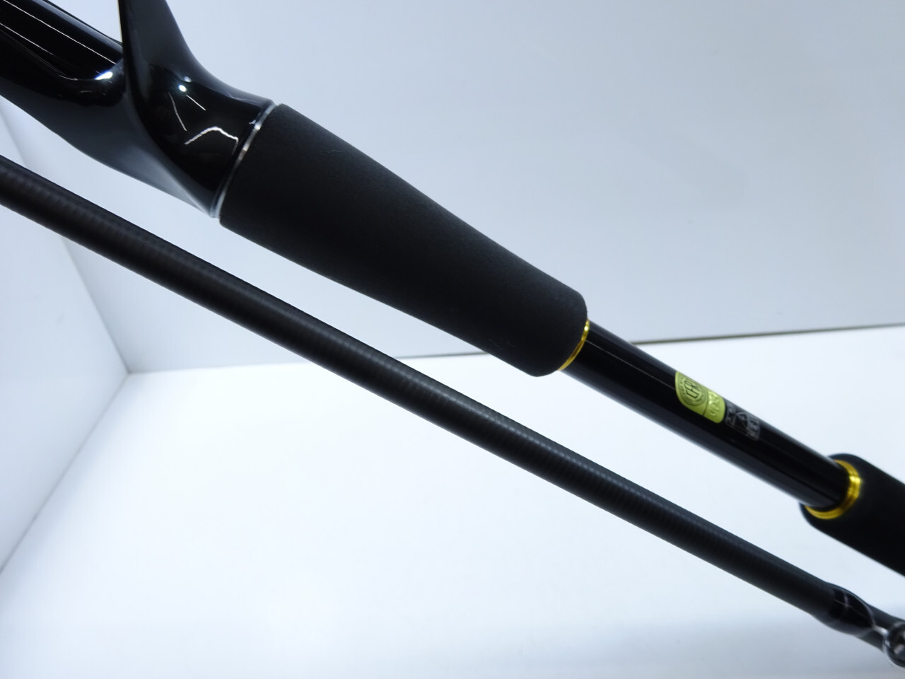 SHIMANO 23 BASS ONE XT+ 1610H-SB/2 Bait casting Rod Swim & Big Bait