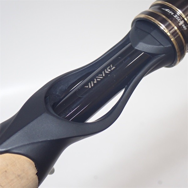 Daiwa 17 Air Edge 6101MB·E Cond/B