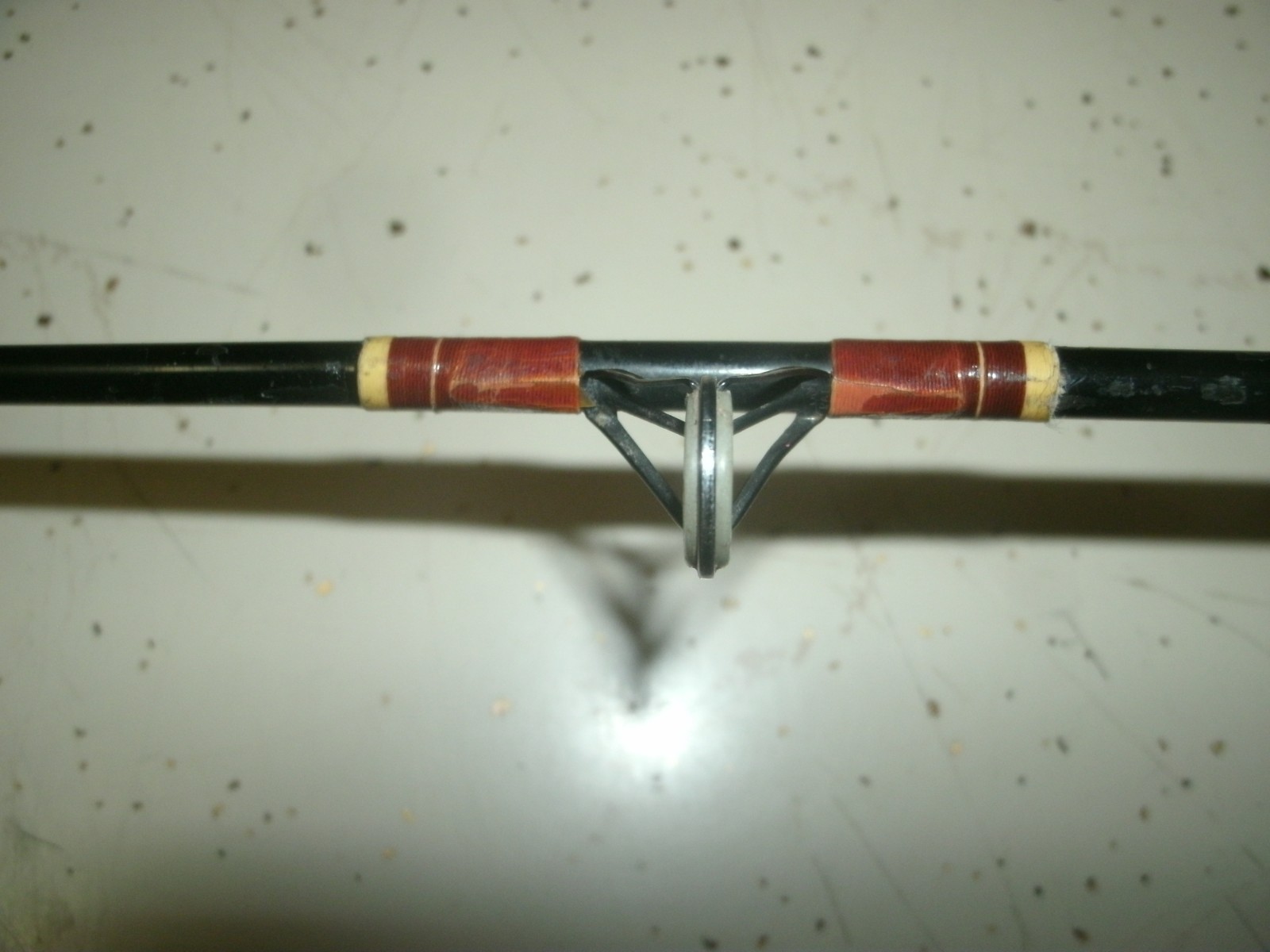SHIMANO CASTING ROD KCOI552-MADE WITH /GRAPHITE-5’6″ EX USED COND.