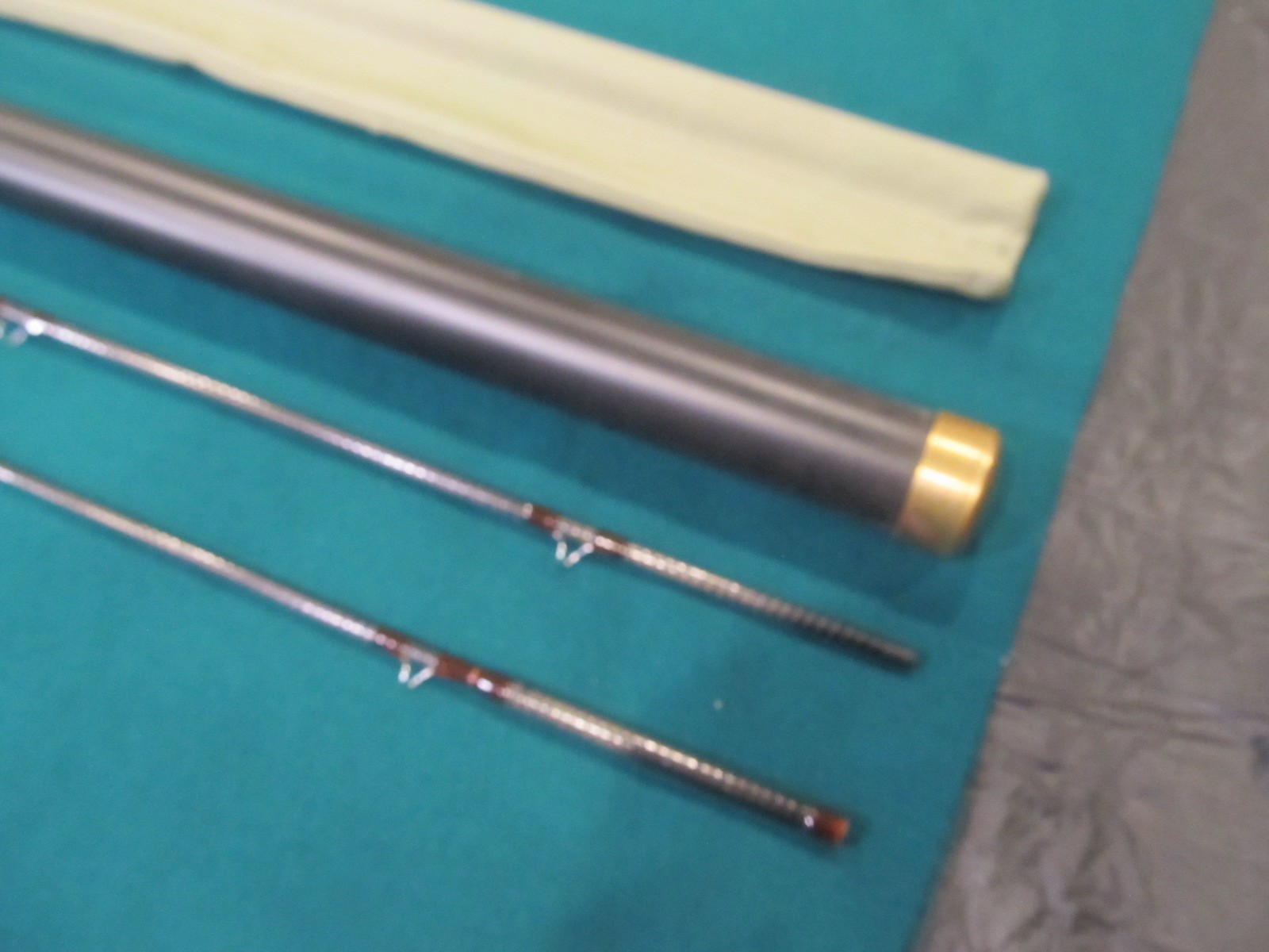 Orvis Superfine series, 8 1/2′,”Henry’s Fork” graphite fly rod