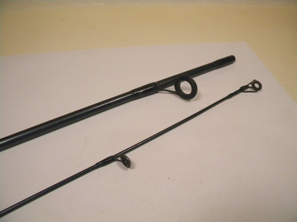 Shakespeare Durango SP 50 2UL ultra light 5′ spinning rod