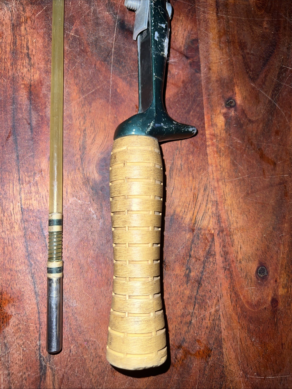 Vintage Water King Bait Casting Clear Fiberglass Rod w/ Rubber Grip 5’10” 2pc