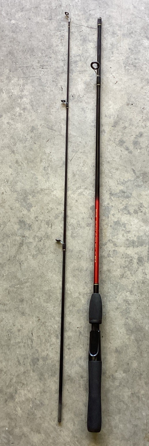 SHAKESPEARE PRO-AM SP 2056 5’6″ LIGHT ACTION 4-8 LB LINE 2 PIECE FISHING ROD