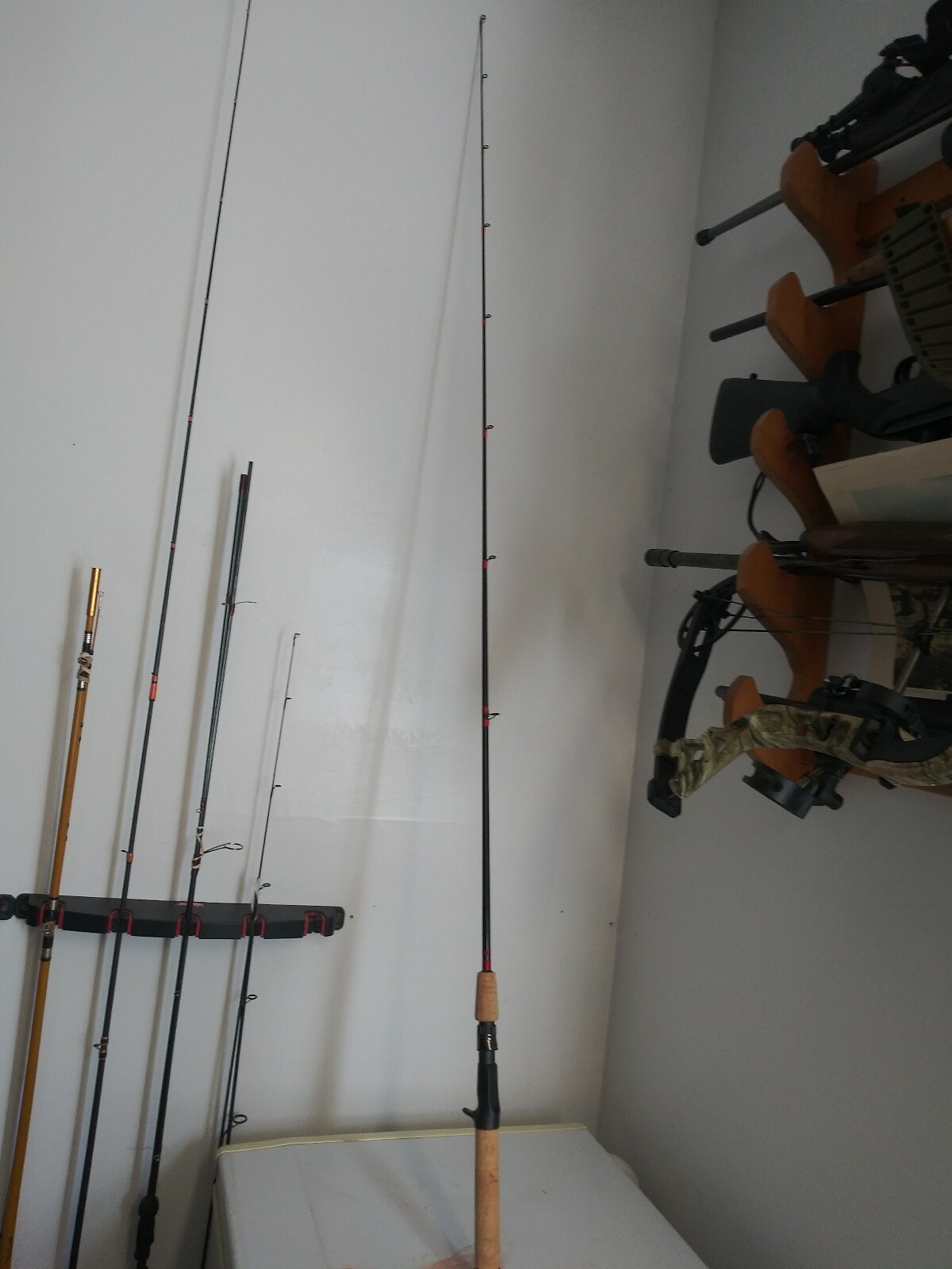 Lamiglas Custom 6’ Med. Cranking casting rod, composite Blend Blank.