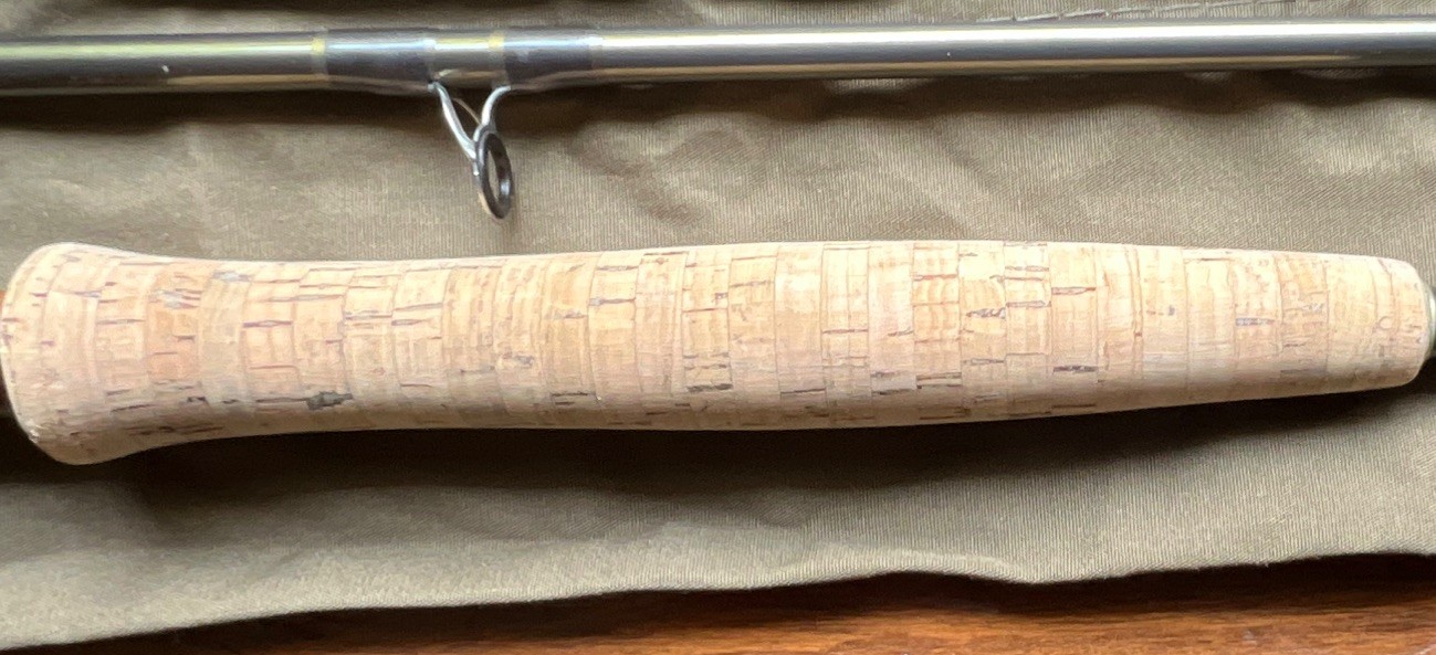 Orvis Recon 9′ 4wt 4pc Fast Action Cork Fly Rod w/ Tube & Sock