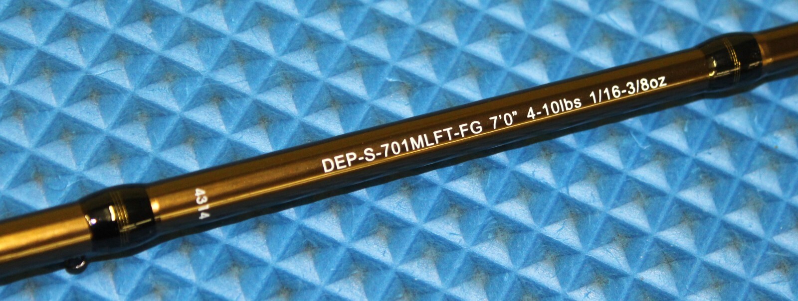 Okuma Dead Eye Pro Spinning Rod 7′ 0″ Medium Light 1-Piece DEP-S-701MLFT-FG