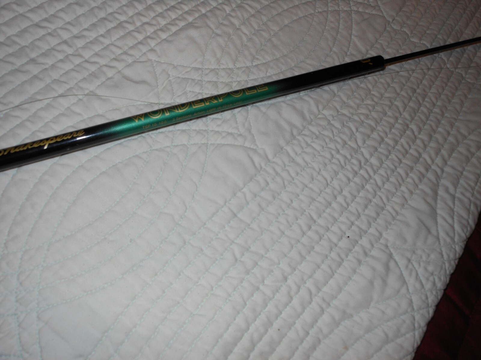 VINTAGE SHAKESPEARE WONDERPOLE TSP 10 100 3 SECTIONS ACTION LIGHT (4-10 lb. line
