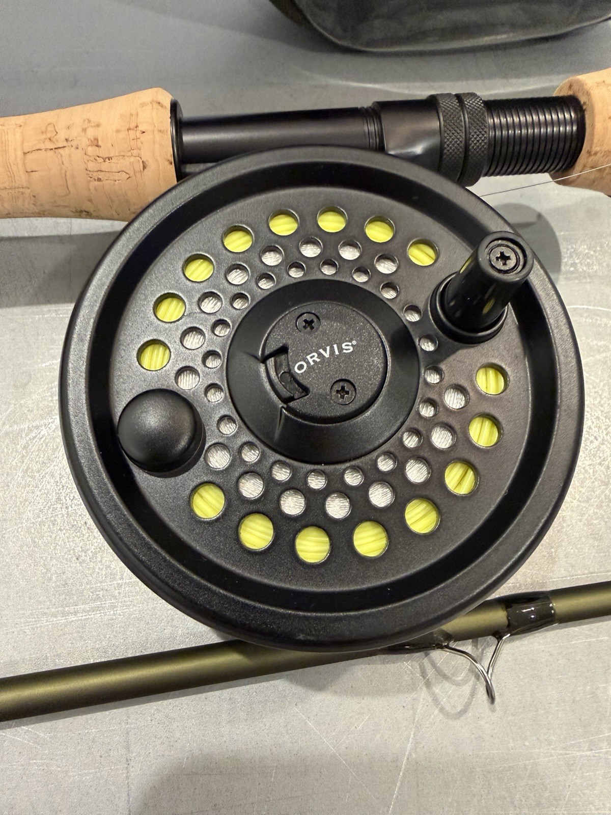 Orvis Streamline 2 9’ #8wt 4pc. Fly Rod And Clearwater Fly Reel- 908-4 Tip Flex