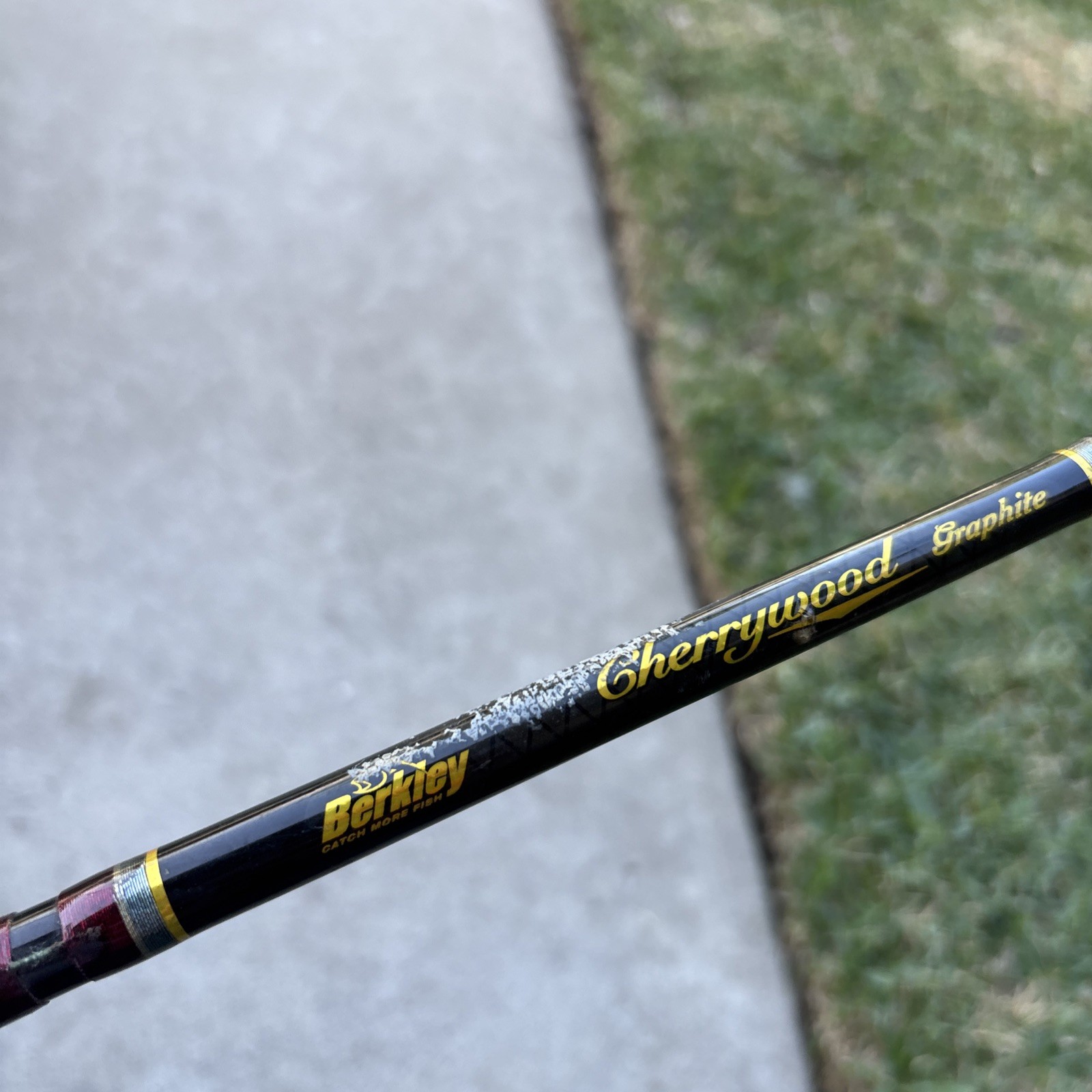 Berkley CWC701M 7’ Cherrywood Graphite Fishing Rod One Piece Medium Casting READ