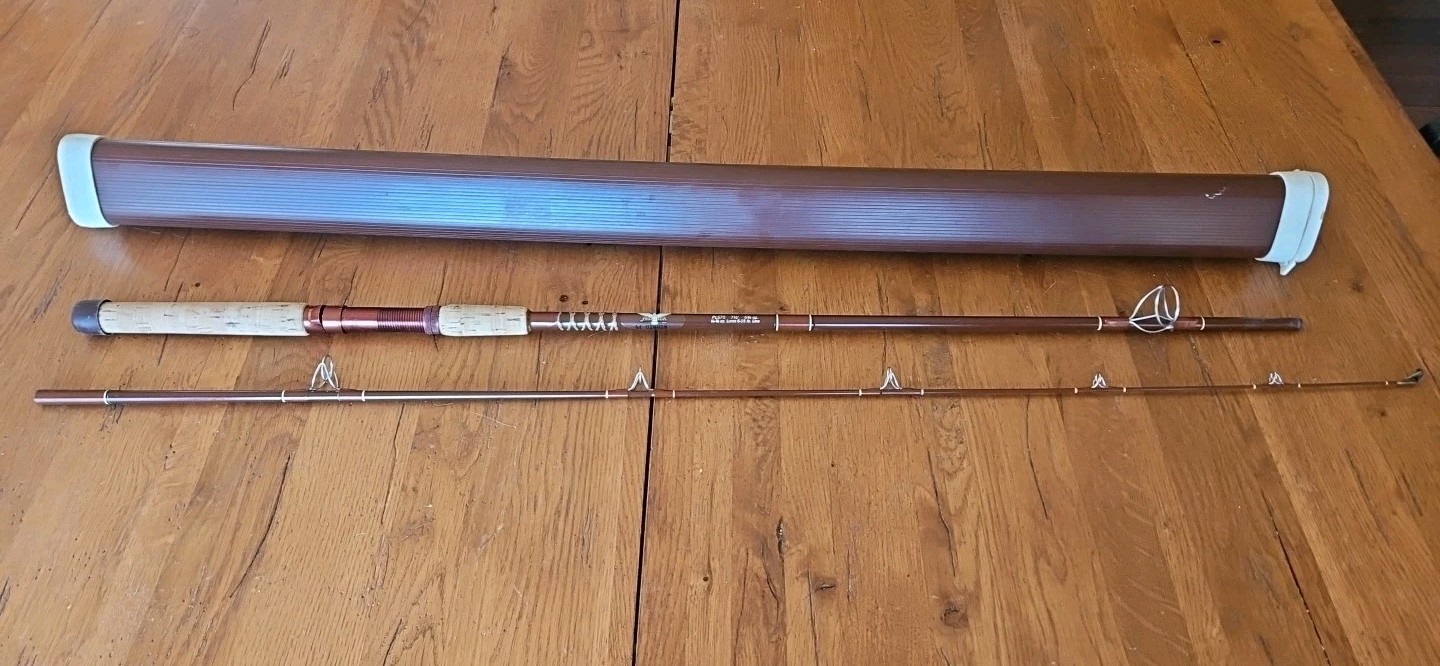 Vintage Fenwick PLS75 7 1/2′ Fishing Rod/Pole With Hard Carrier