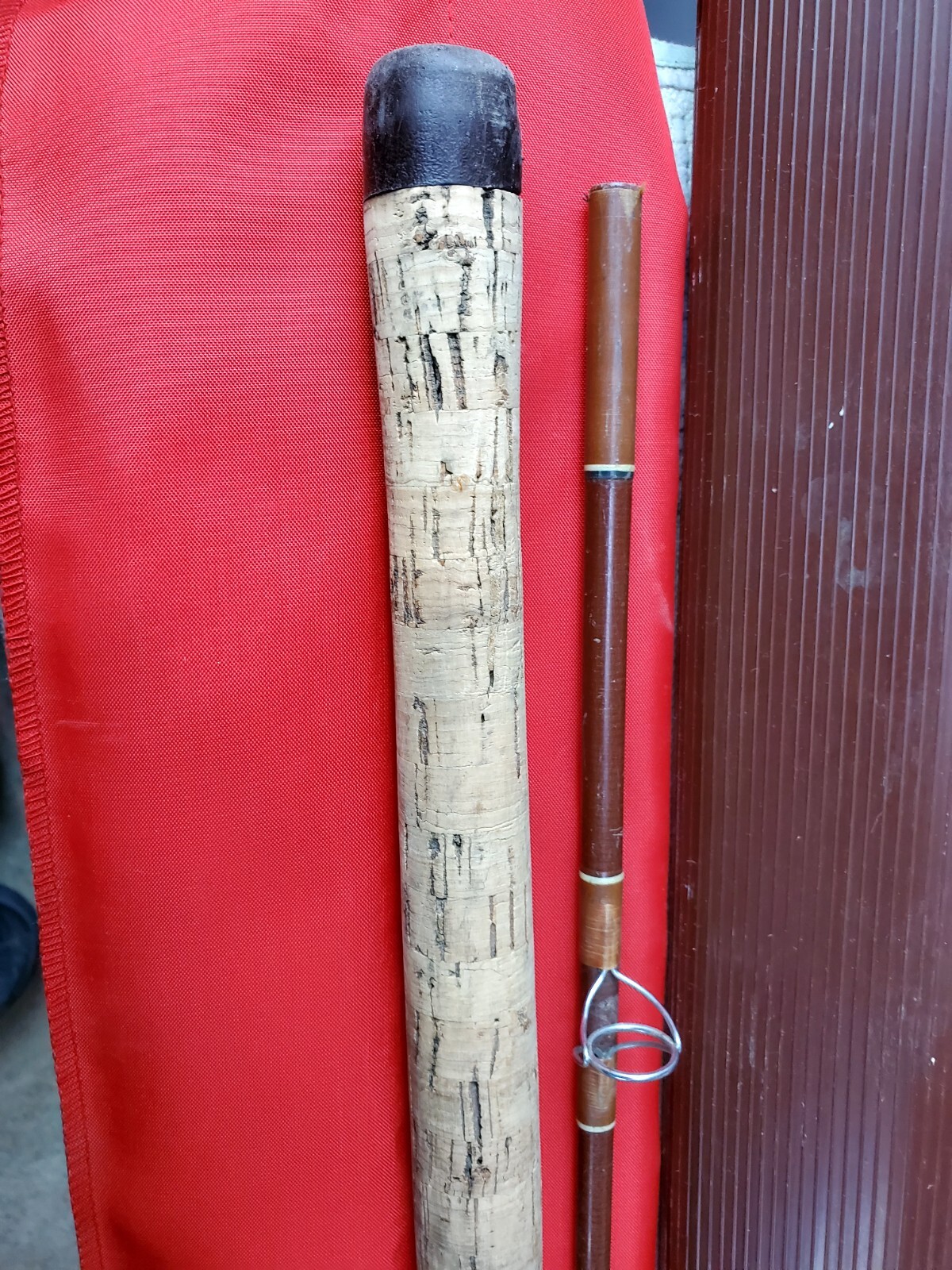 Vtg Fenwick FS85 2pc Fiberglass Spinning Rod 8’5″ 8-20LB w/original sock & tube