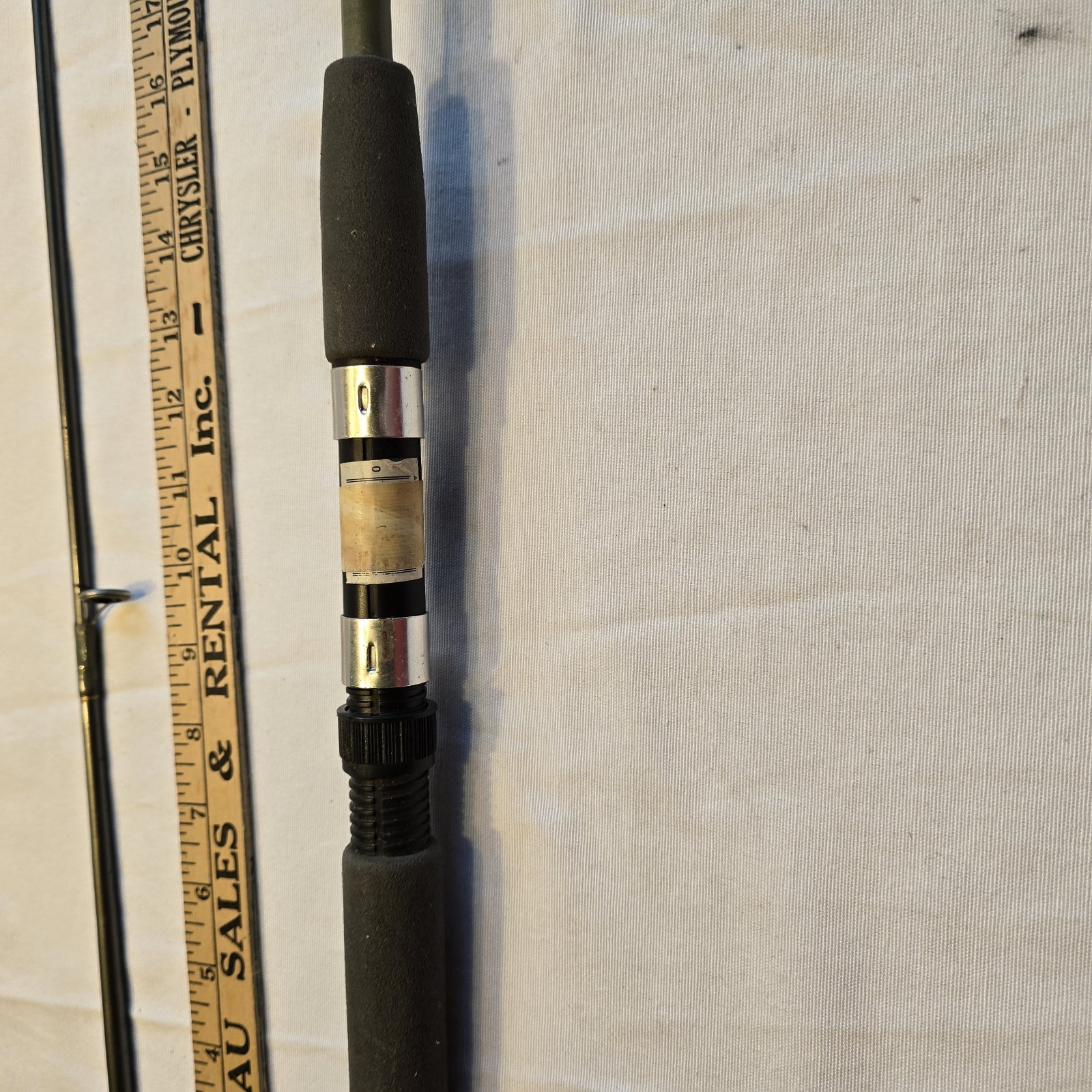 Shimano AX-2602 Fightin Star Aeroglas 6′ Medium Spinning Fishing Rod 2pc