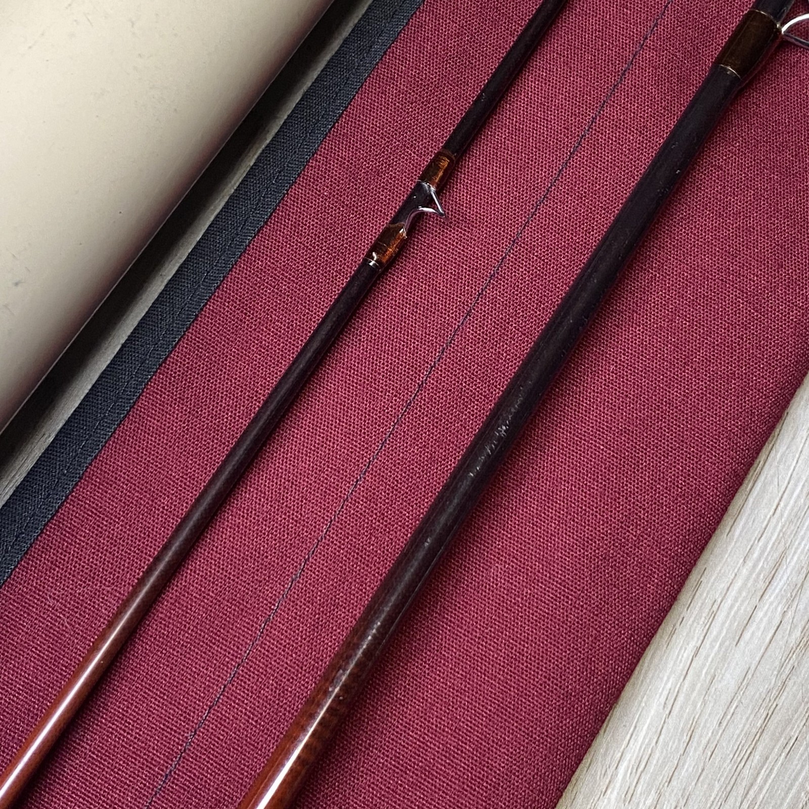 Sage Graphite III GFL 4711 LL 4wt 7’11” Fly fishing rod w/Sock Tube