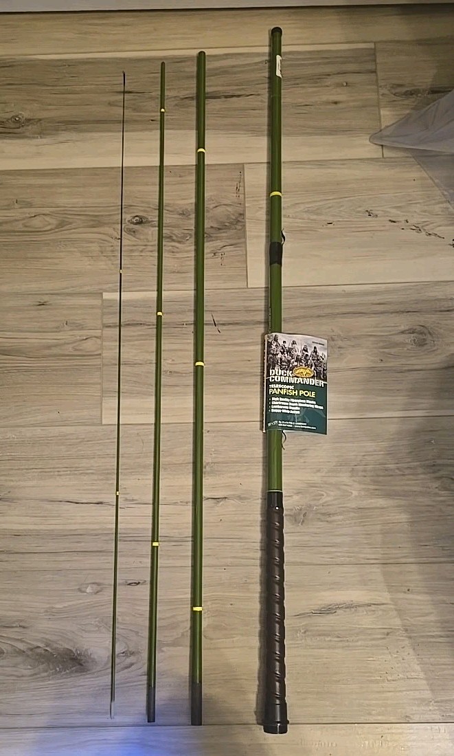 B&M Duck Commander 11′ Fiberglass Telescopic Panfish Pole Rod 4 Sections DCPAN