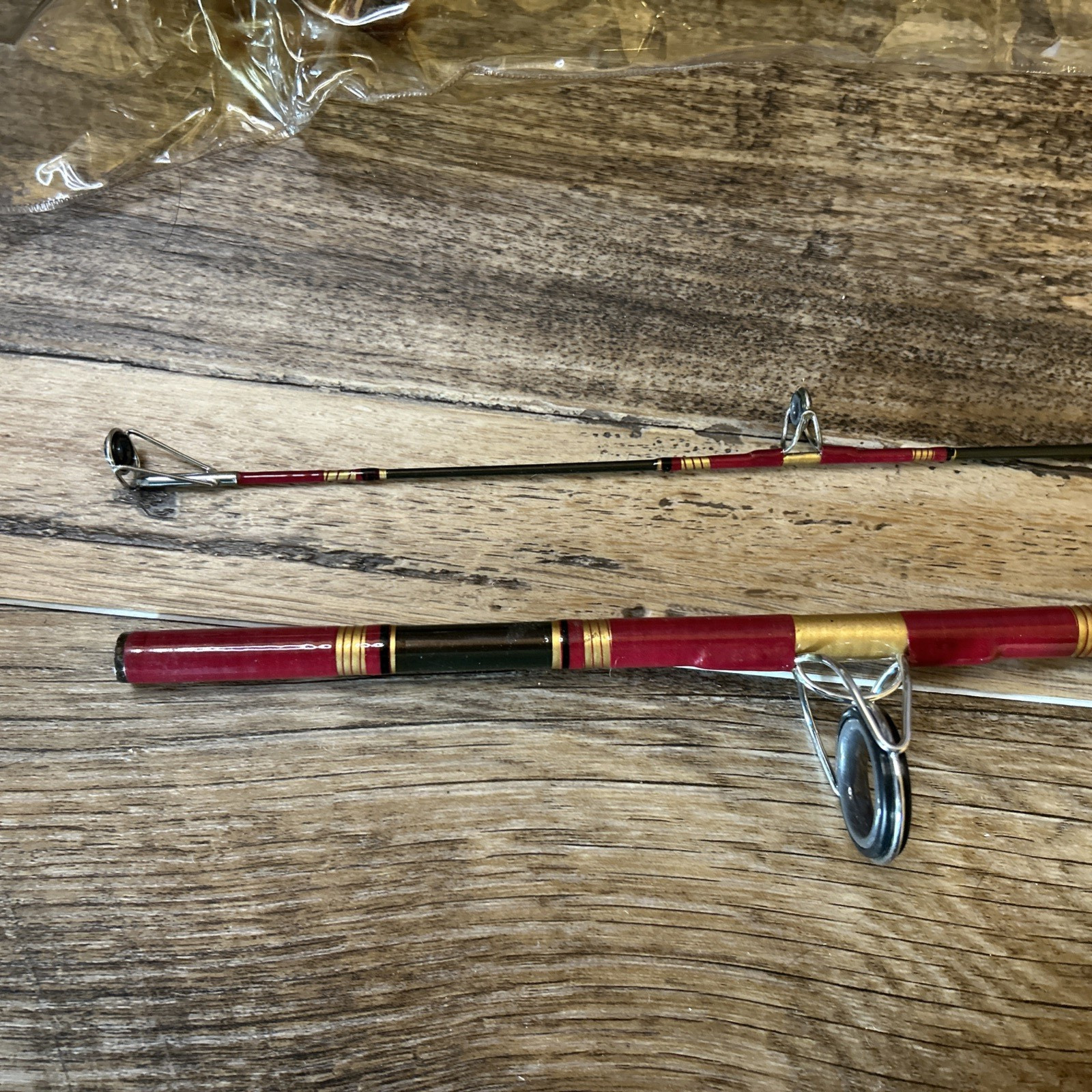 Vintage Ocean City Fishing Rod 2-Piece 7’ Fiberglass No. 32702N EUC