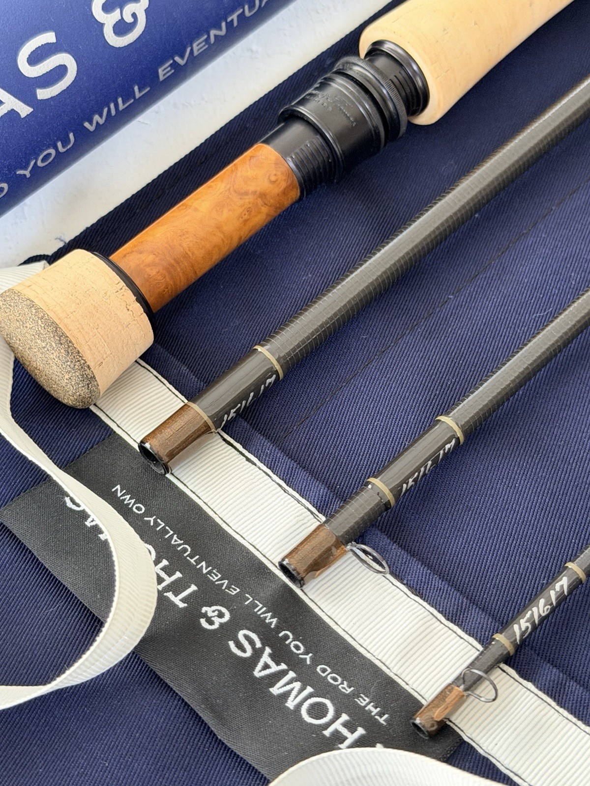 ** BEAUTIFUL**🔥 Thomas & Thomas CONTACT II 4wt 10’9”in~4pc Fly Rod!!🔥~LQQK~🔥