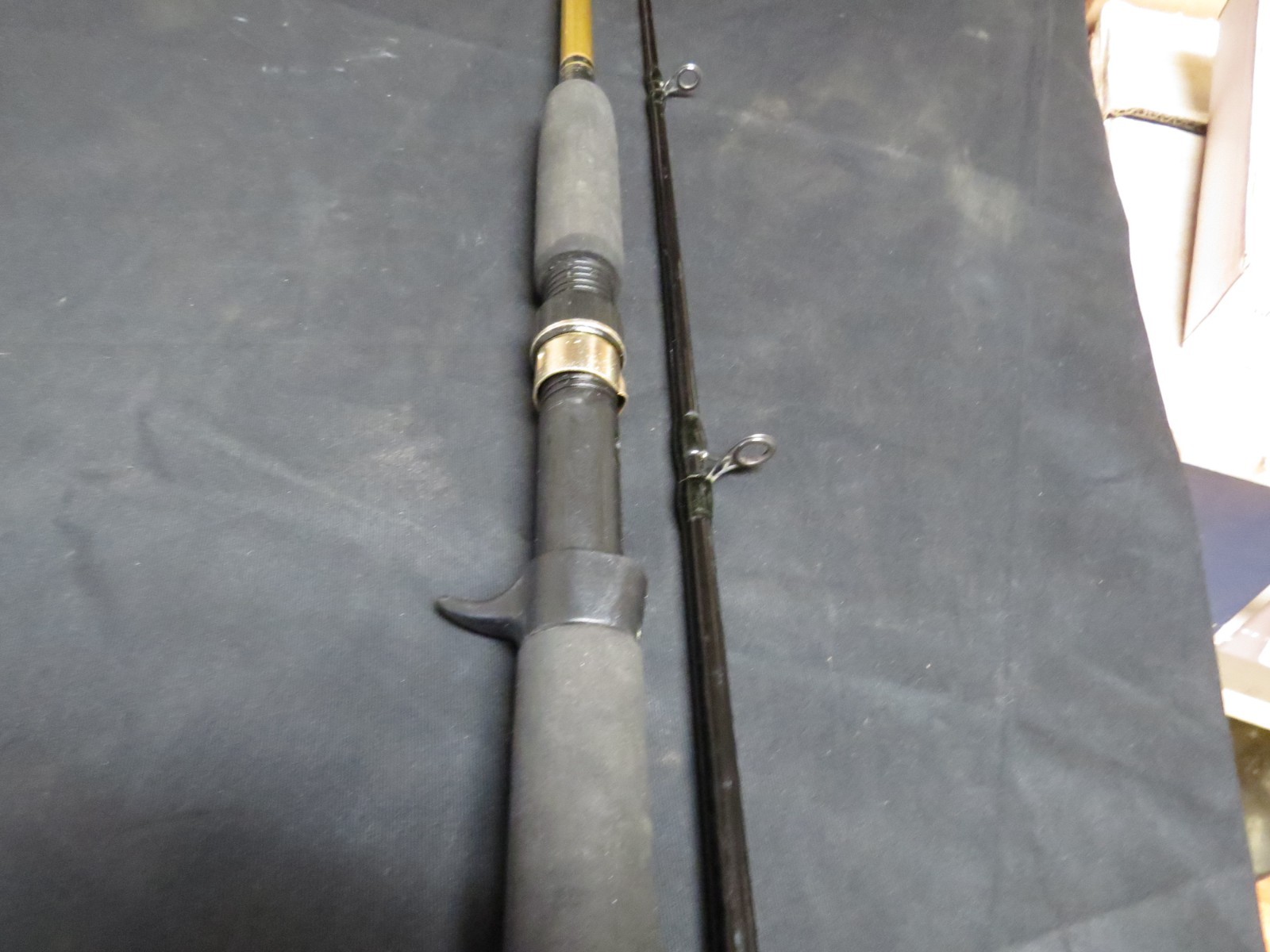 Master Graphite Composite GC88PT 8 1/2′ Downrigger Fishing Rod 2-Piece 8-20 Line