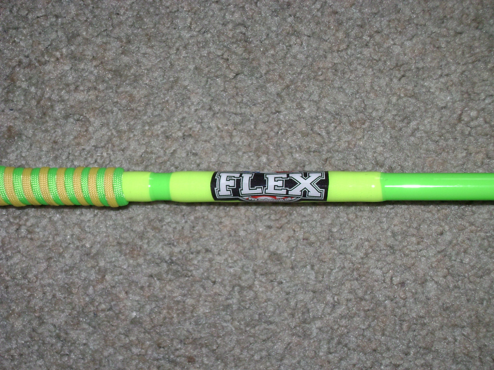 GLOW ROD MEAT HUNTER FLEX 6′ CASTING -BIG FISH- GLOWS GREEN UNDER BLACK LIGHT!