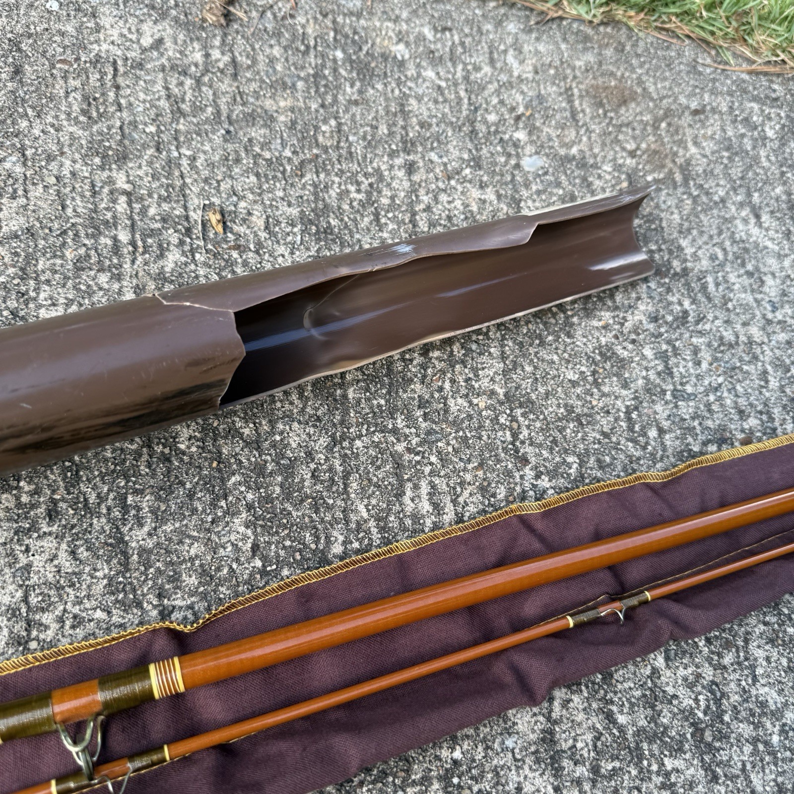 Vtg St. Croix 7090 XLM Fiberglass Fly Rod 9 Foot 2PC, 5oz, 9-10 Line Never Used