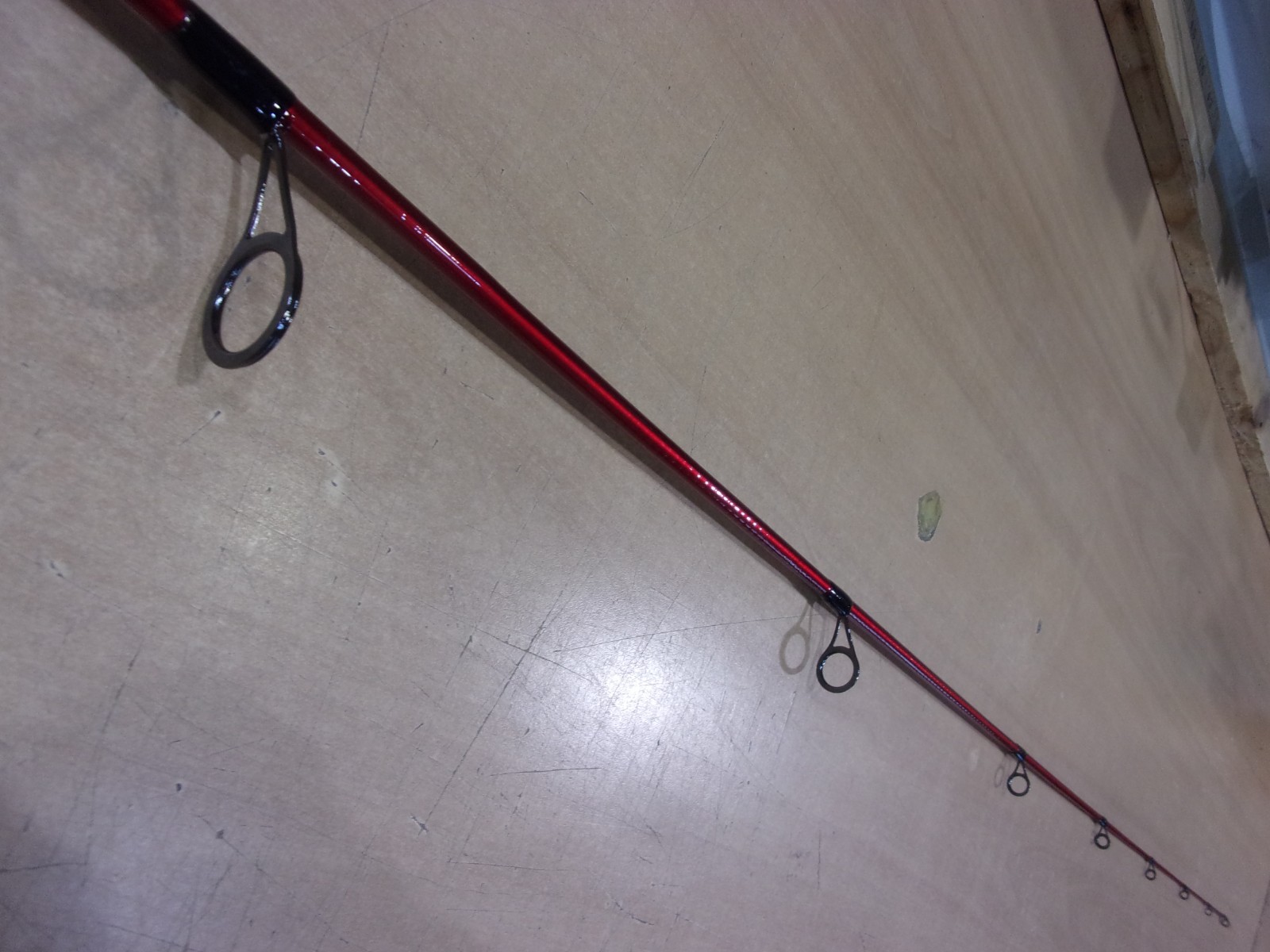 SHAKESPEARE UGLY STIK CARBON 6 foot 6 inch Medium spinning rod