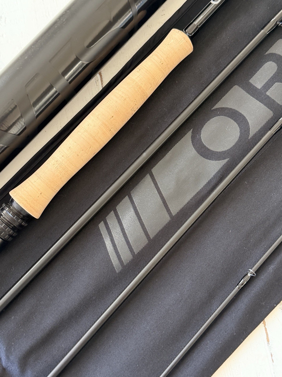 **BEAUTIFUL**🔥ORVIS HELIOS-3 BLACK OUT 3wt. 11’ft Flyrod🔥~LEGENDARY~