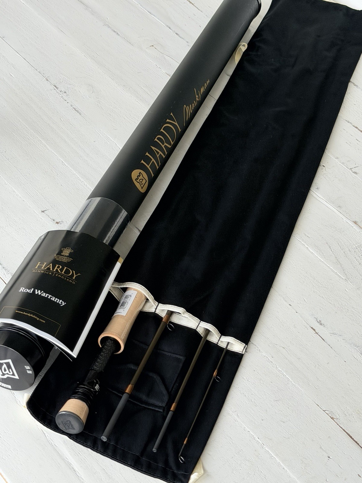 **BEAUTIFUL** 🔥NEW HARDY MARKSMAN 7wt. 9’Ft Fly Rod!! 🔥~LEGENDARY~🔥