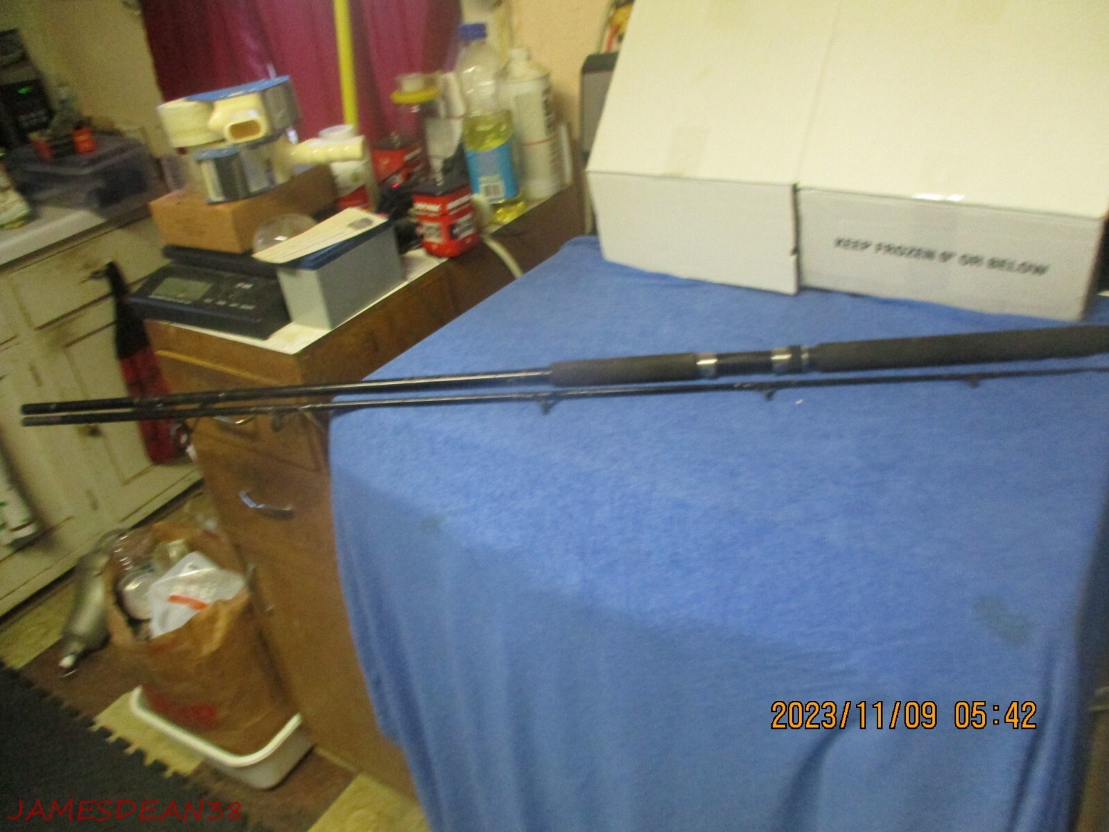 Shimano Spinning FX-2803 8’ 10-17Lb Spinning Two Pieces Fishing Rod