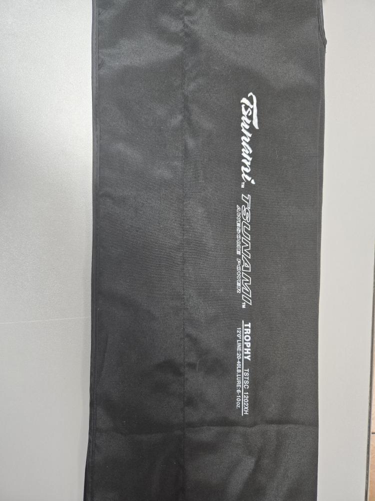 TSUNAMI FISHING TROPHY ROD WITH CASE *IN STORE PICK UP* (PSO032793)