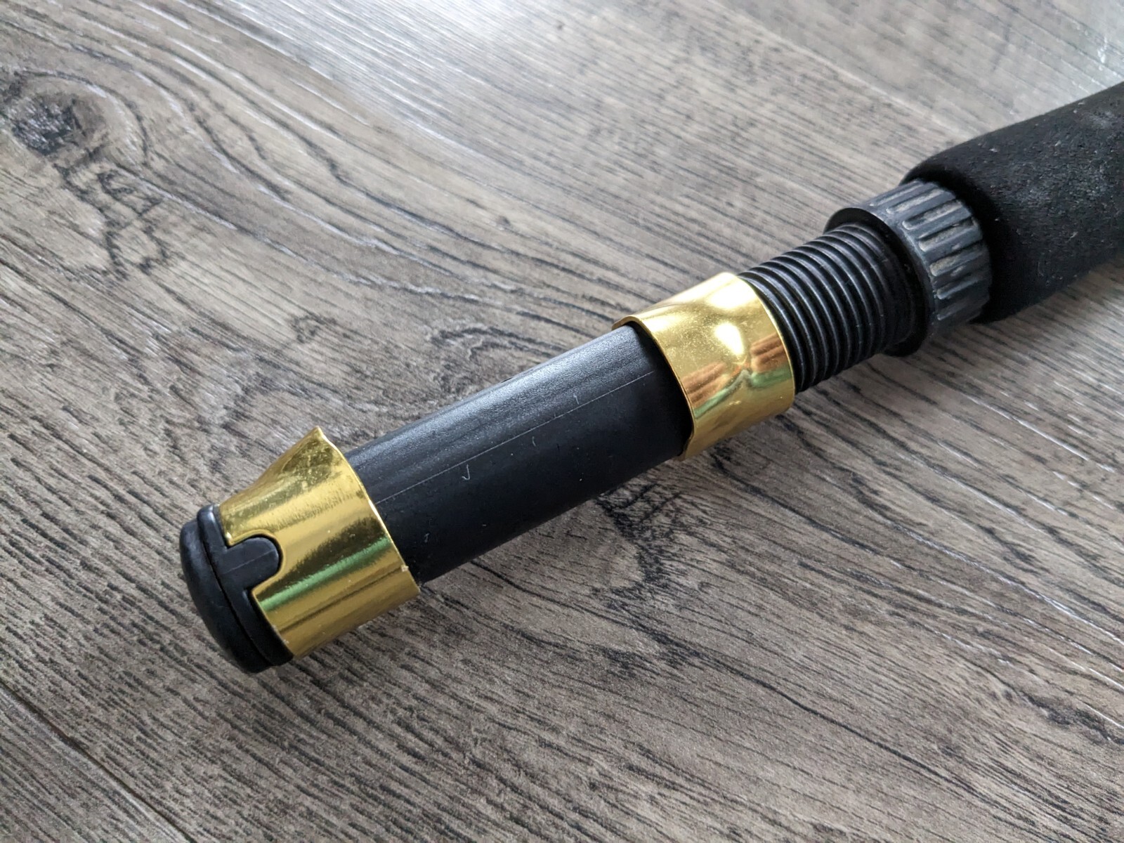 Vintage Daiwa APOLLO GOLD 1945 8’0″ 2PC Graphite Fly Fishing Rod Line #6/7