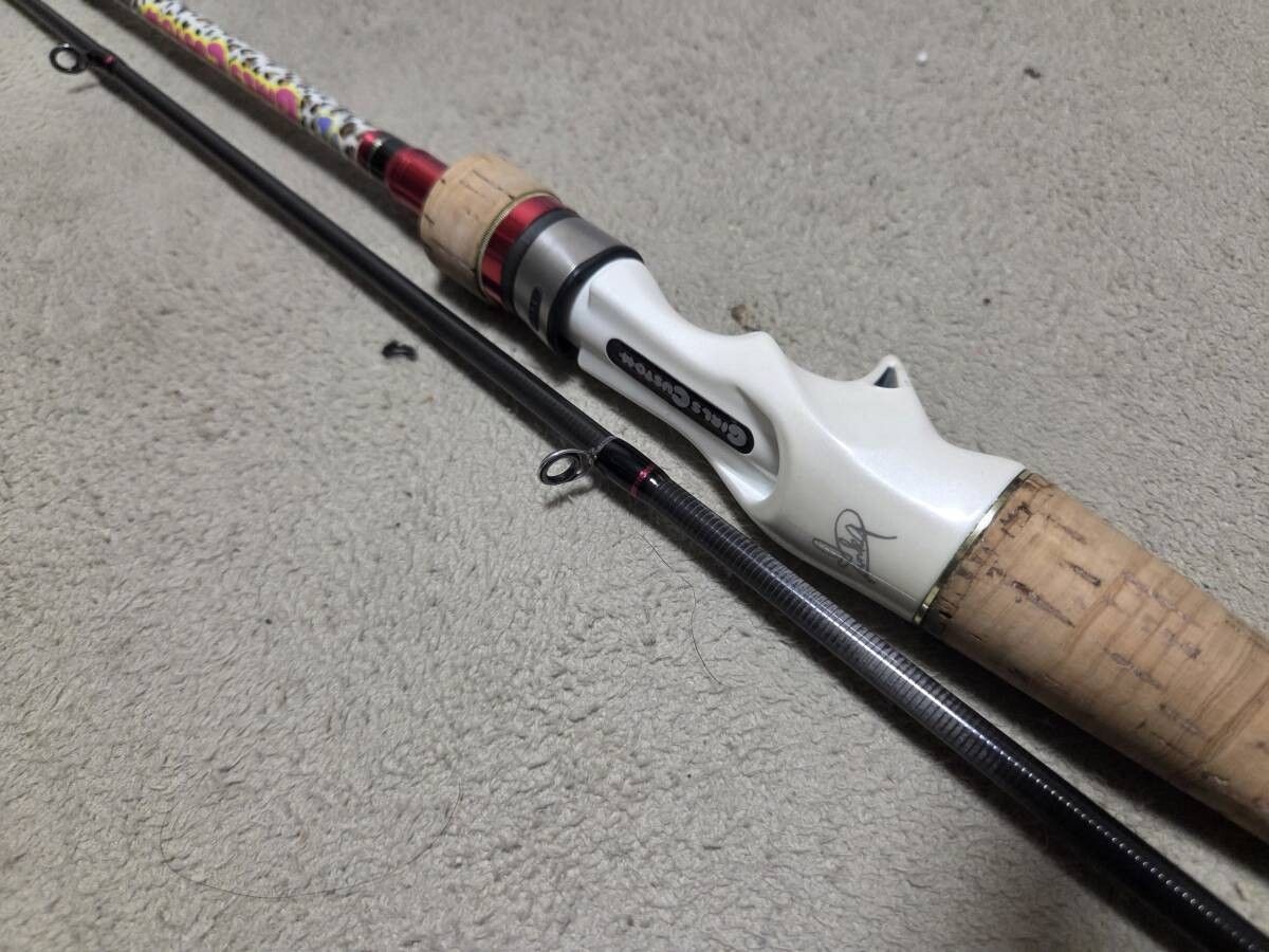 Extremely rare rod, limited edition Major Craft RRC-662M Girls Custom