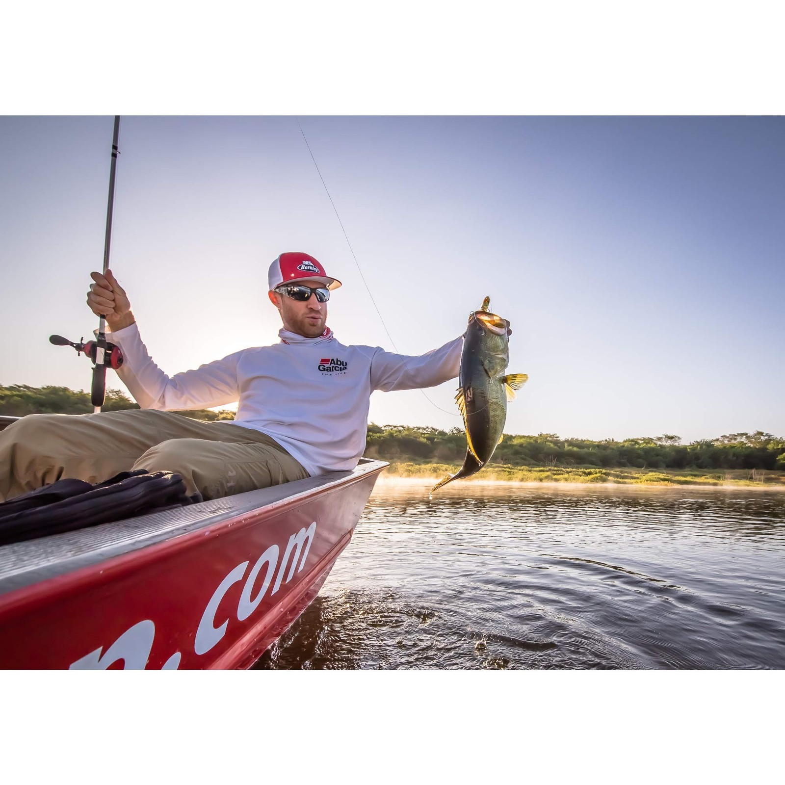 Abu Garcia Vengeance Casting Fishing Rod, 1-Piece Graphite Fishing Rod for Fr…