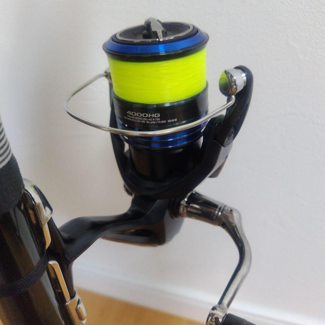 Shimano Isoji 4.5 Nexave 4000HG Nylon No. 4 Sea Fishing Rod Set