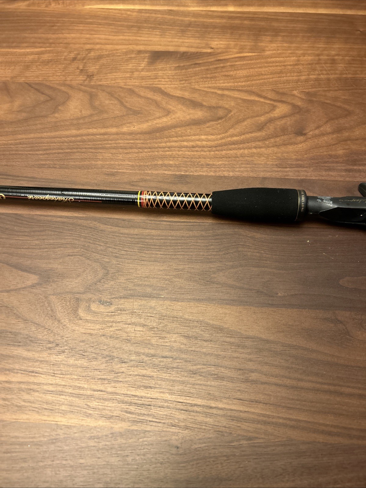 Vtg New SHAKESPEARE CAL1100 UGLY STIK 6’6” LITE Casting Rod-Med Act, 8-20 Lb. L9