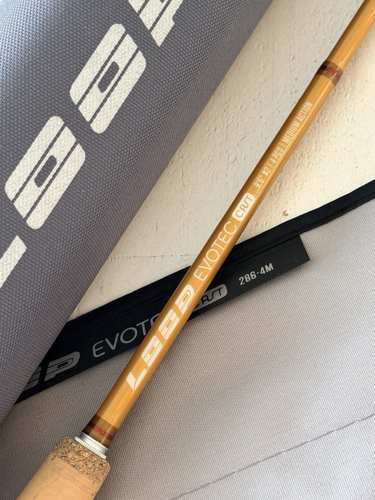 **BEAUTIFUL**🔥 LOOP EVOTEC Cast 2wt. 8’6”in/4pc Flyrod!! 🔥~LEGENDARY~🔥