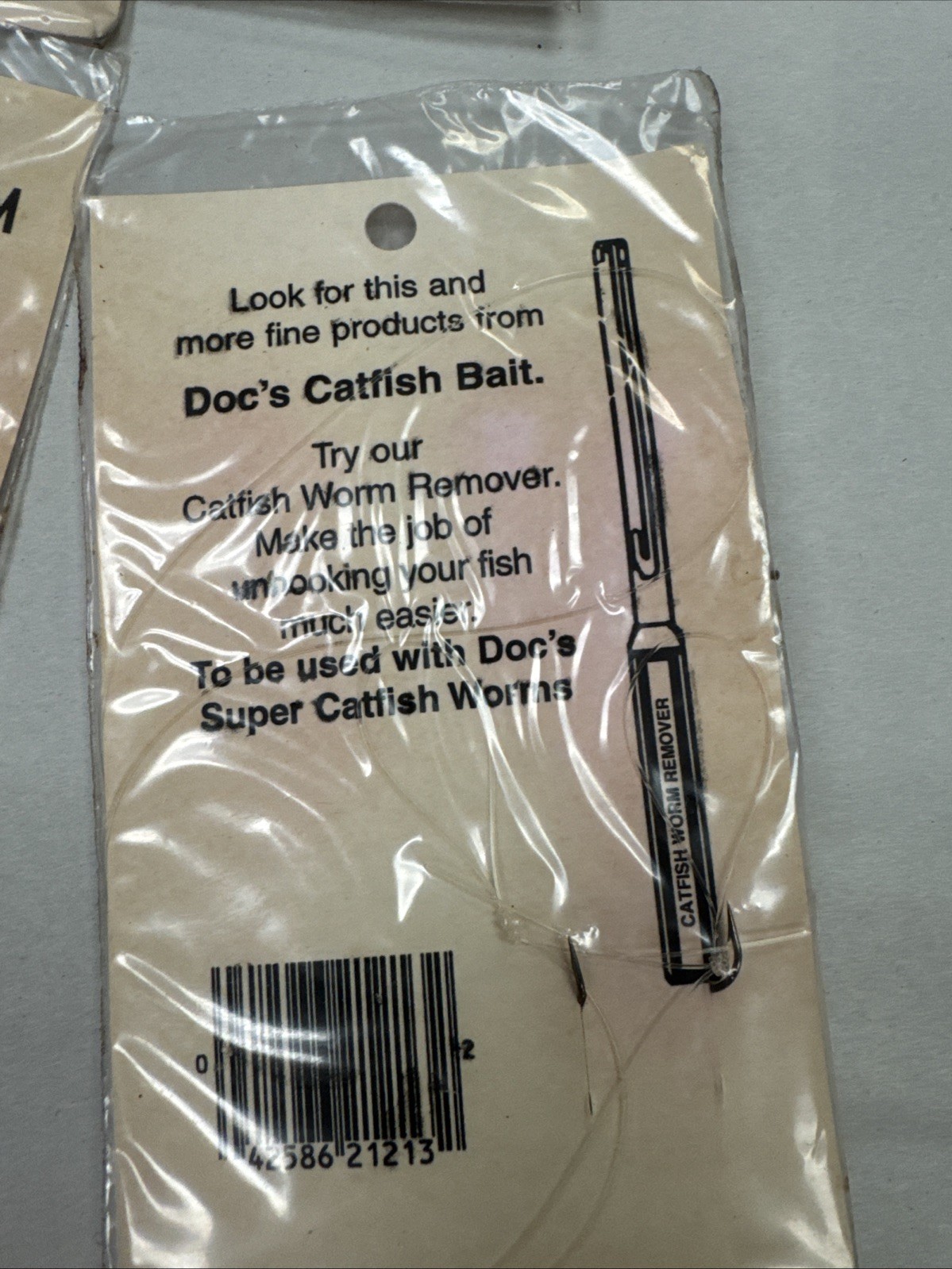 DOC’S SUPER CATFISH WORMS 12 PK DCW-RED WORKS w/ DOC’S SONNY’S & JUNNIES