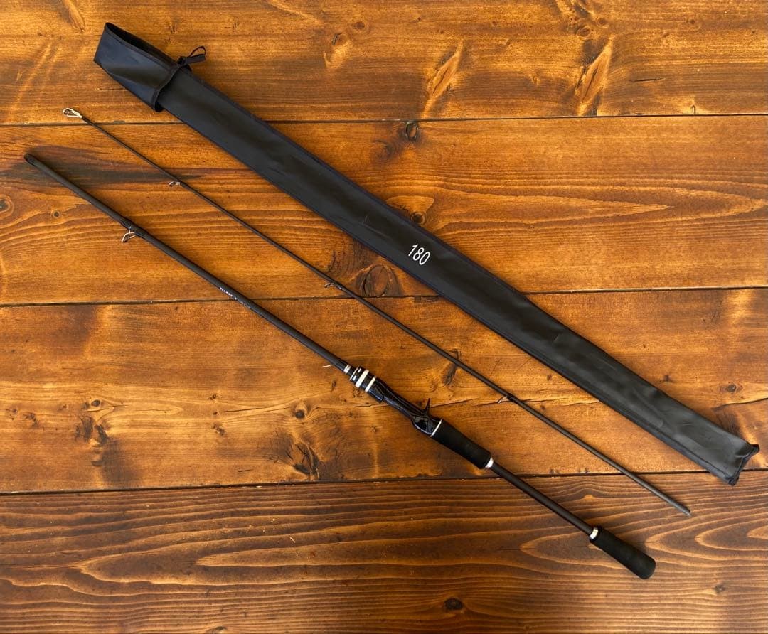 Bass Carbon Rod 6ft 1.8M 2-Piece Versatile Bait Casting Fishing Rod