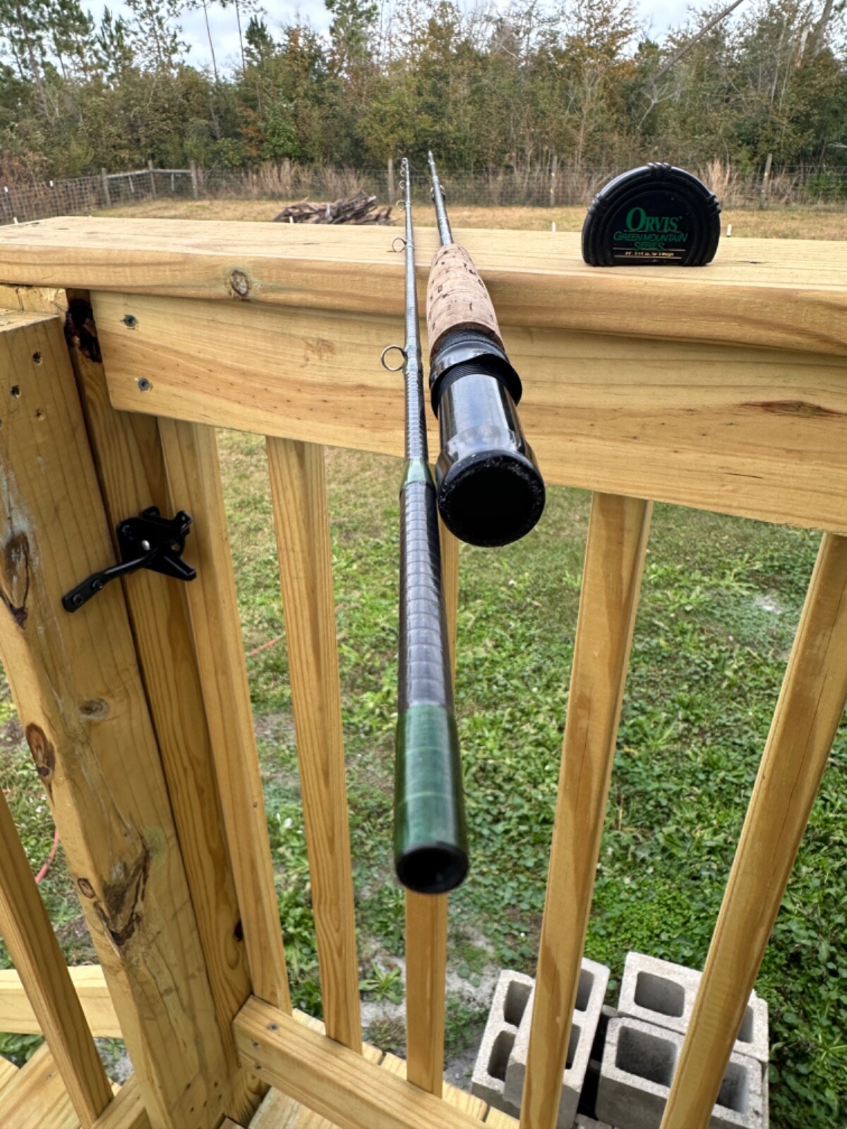 RARE PRE-OWNED Orvis Green Mountain Series Fly Rod 8’6″ 3-1/4 oz for 8 wt (Case)